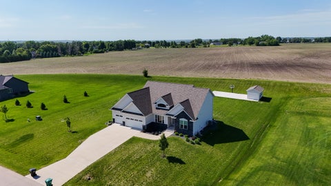Homes For Sale - 10956 NW 111th Avenue<br/> Granger, IA 50109