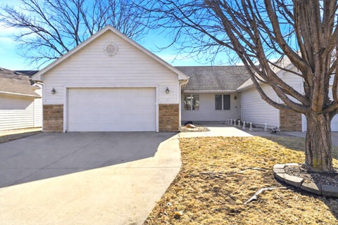 Condo For Sale - 303 SE 30th Street<br/> Ankeny, IA 50021