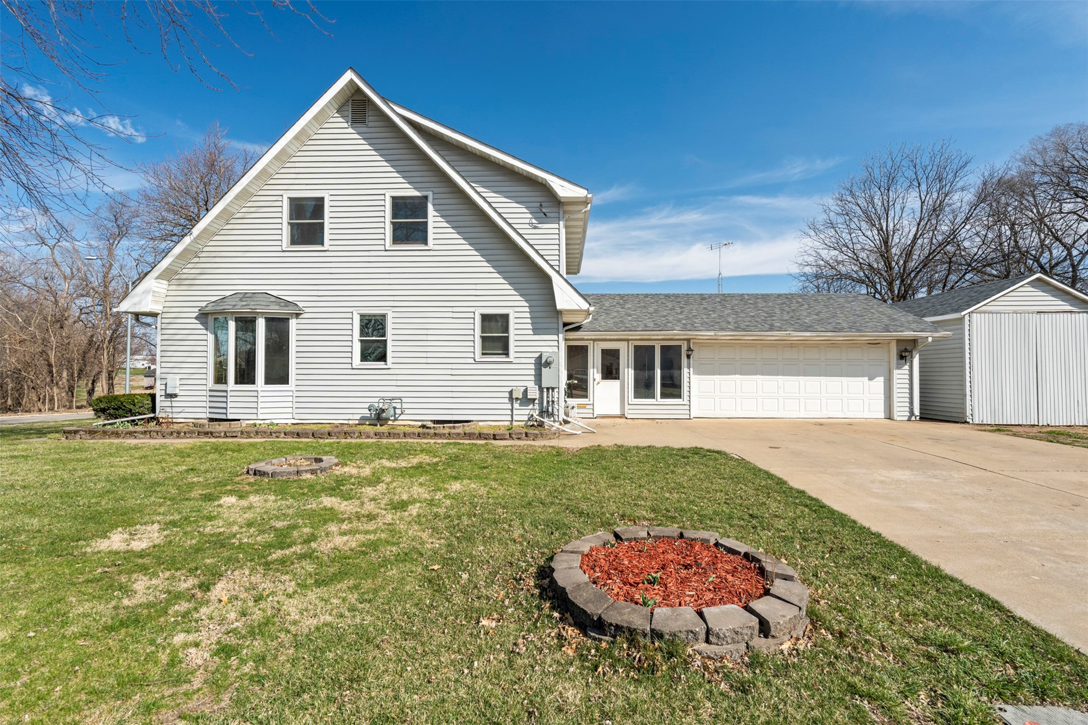 700 W 4th Street