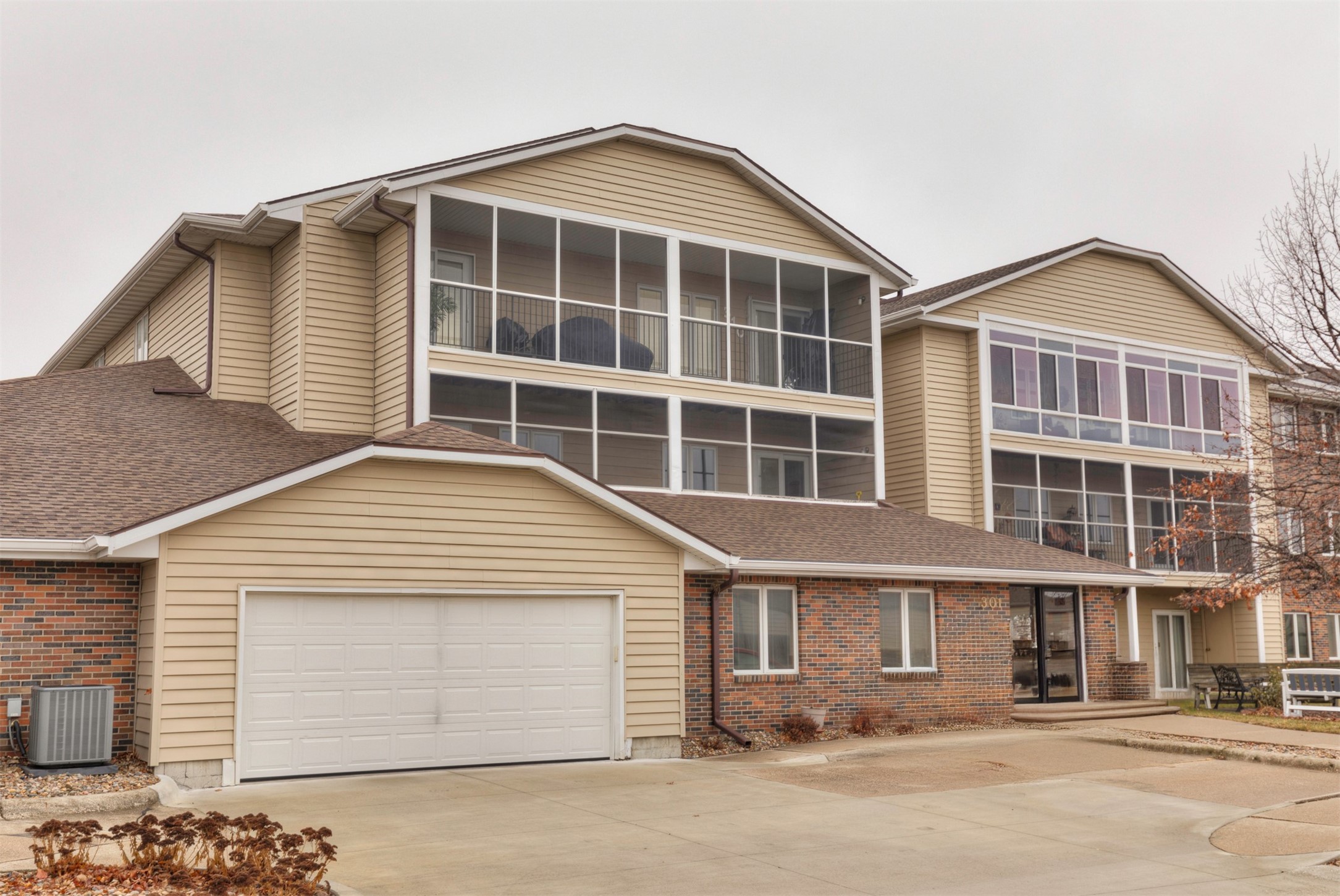 301 SE Delaware Avenue #209, Ankeny, Iowa image 1