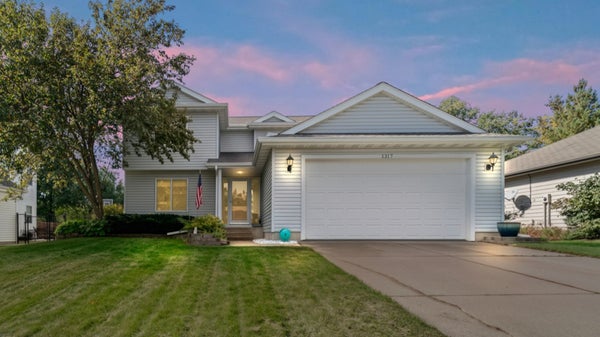 1317 KENTUCKY AVE, AMES, IA 50014 - Image d23ce405552b6910fcdcf6685c3c4c17/1591744255
