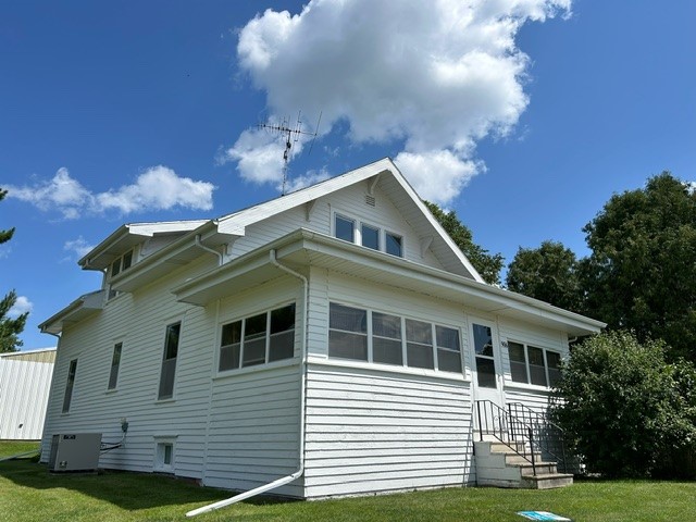 906 Harmon Street, Tama, Iowa image 1