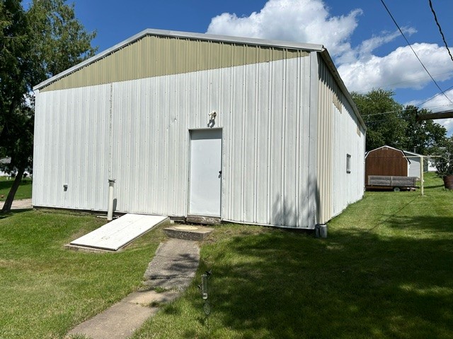 906 Harmon Street, Tama, Iowa image 18