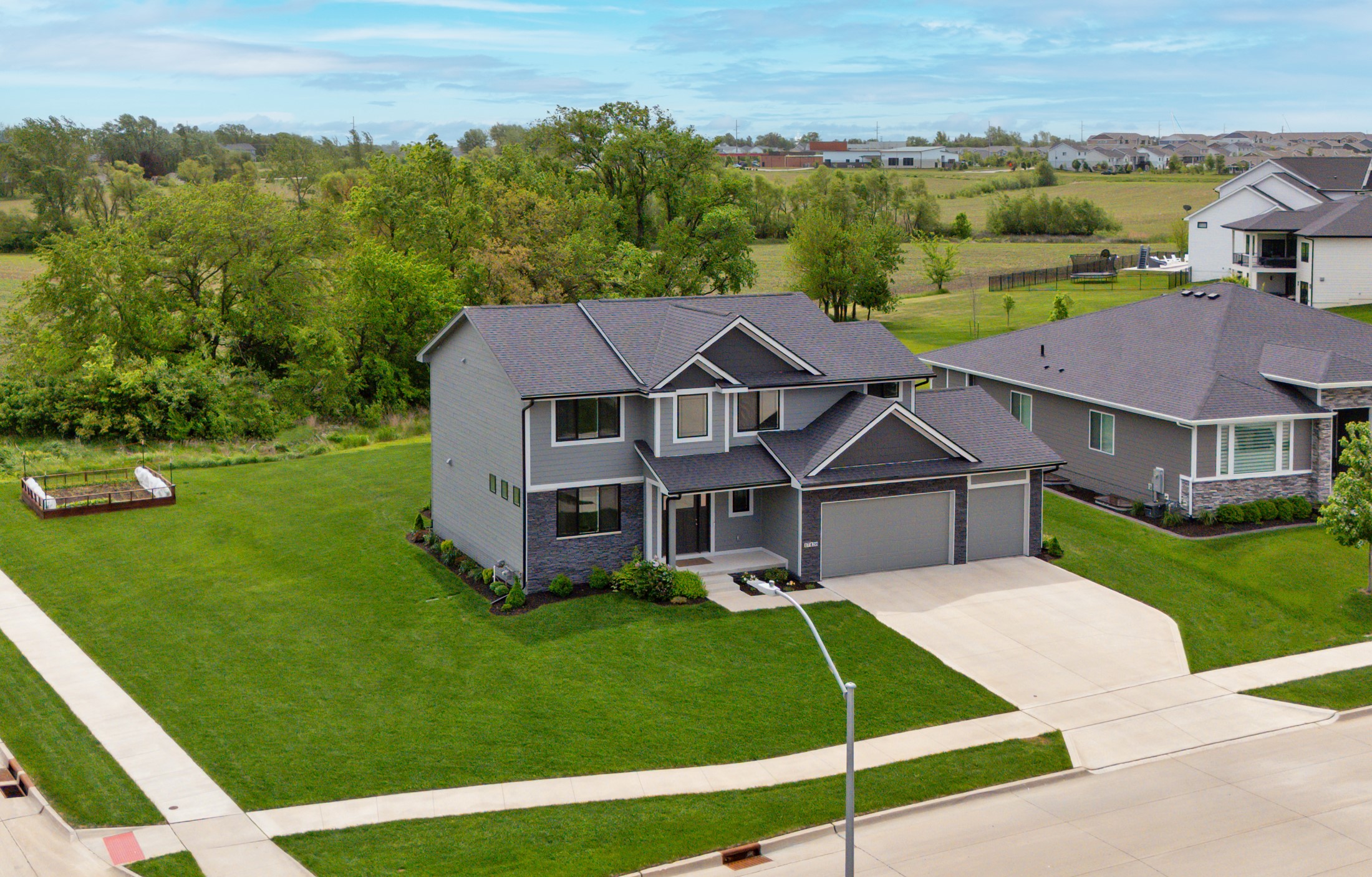 17426 Aurora Drive, Clive, Iowa image 1
