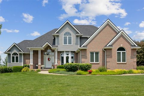 Homes For Sale - 11875 NW Oaktree Drive<br/> Grimes, IA 50111