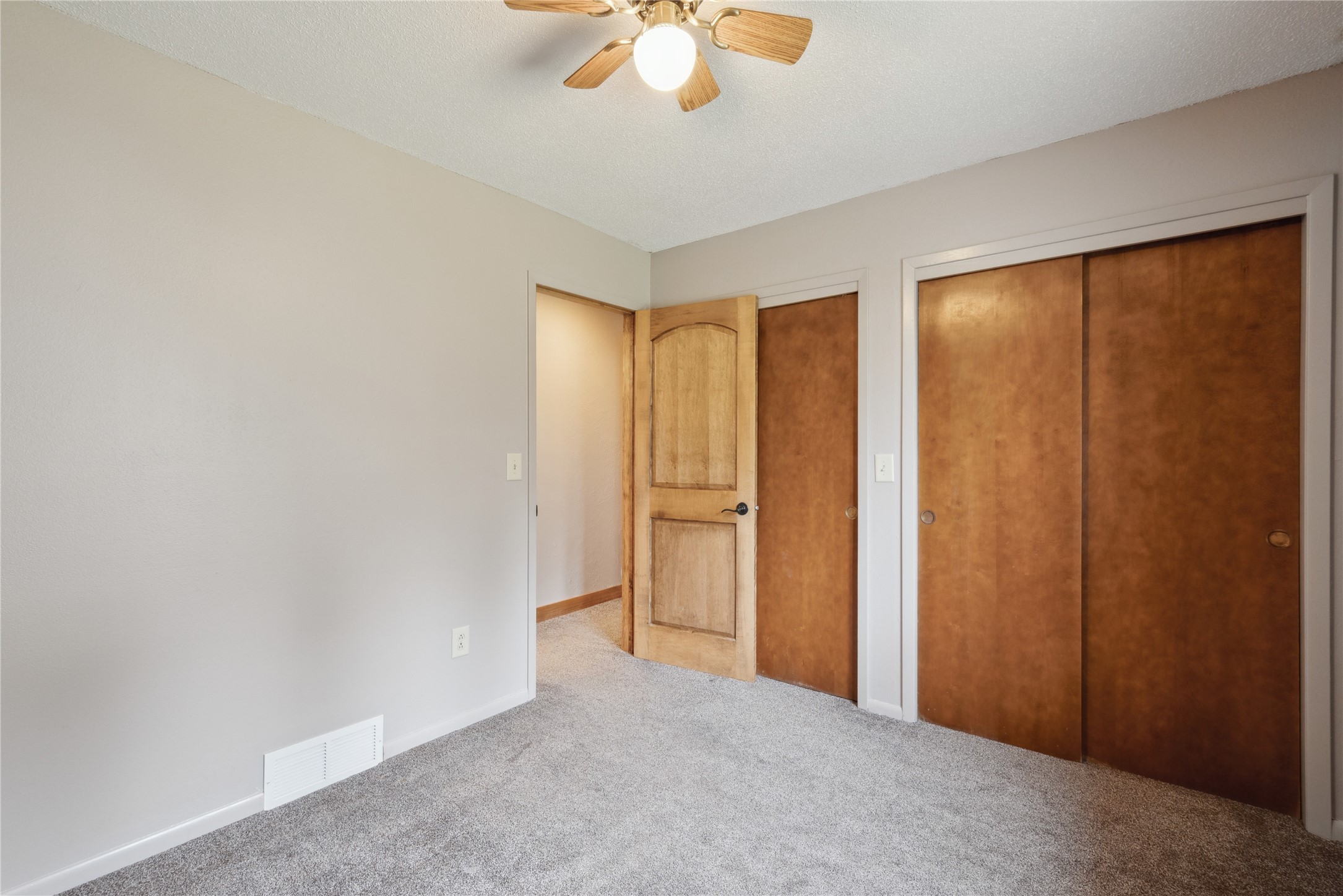 2046 Hart Avenue, State Center, Iowa image 20