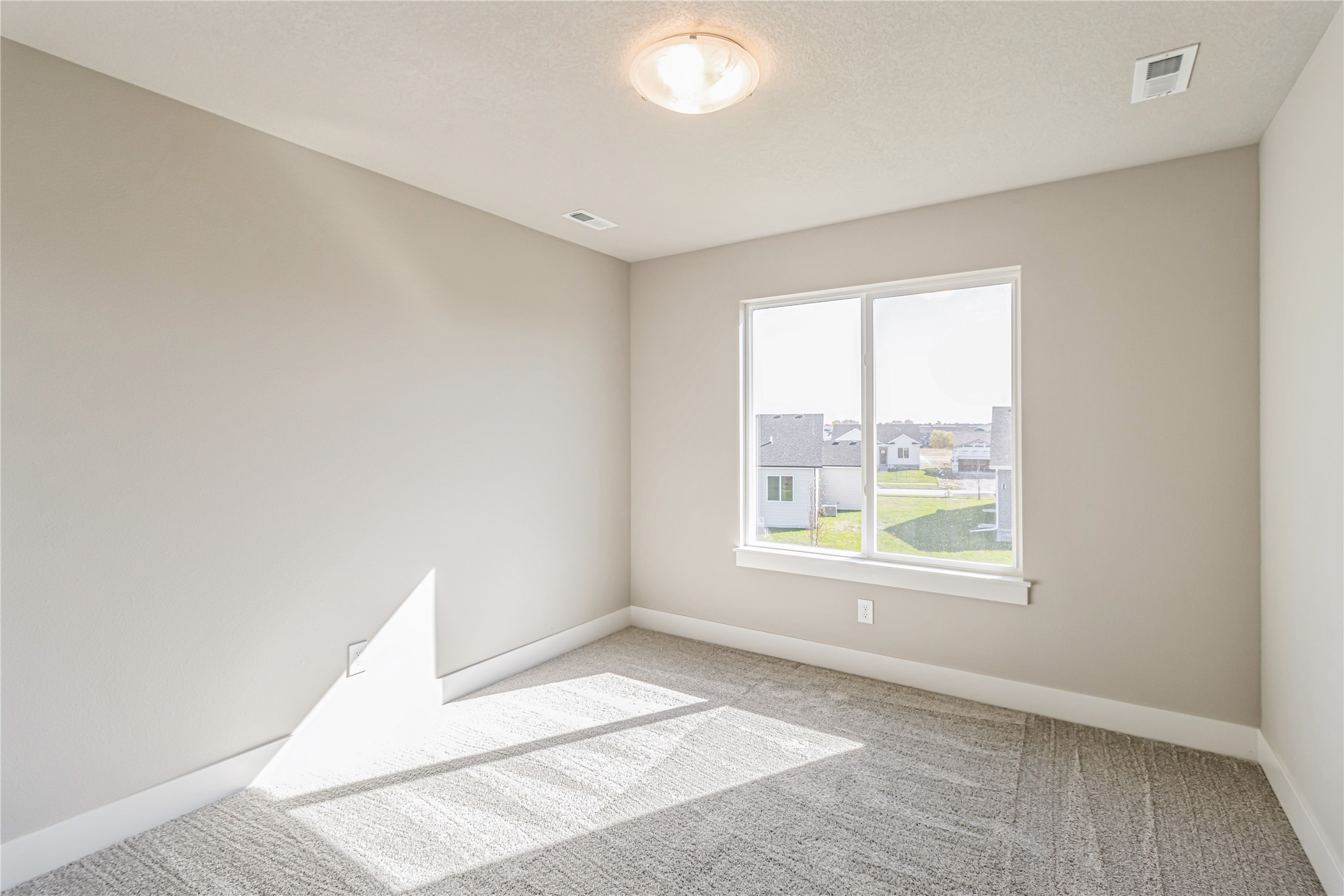 460 NW Independence Circle, Waukee, Iowa image 20