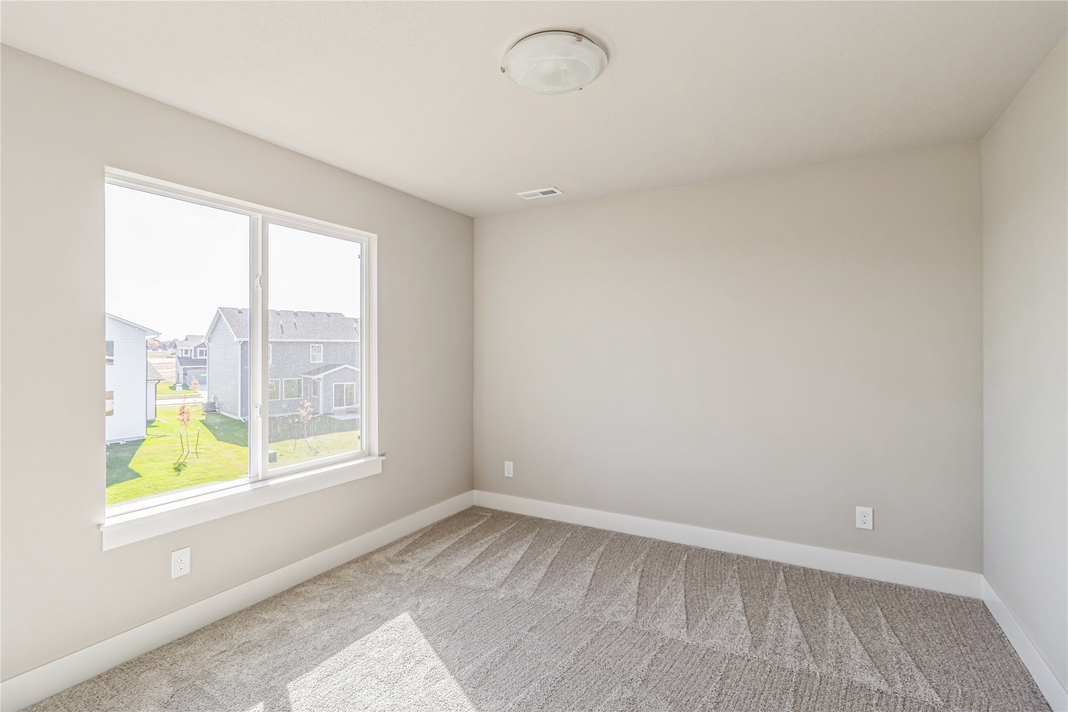 460 NW Independence Circle, Waukee, Iowa image 21