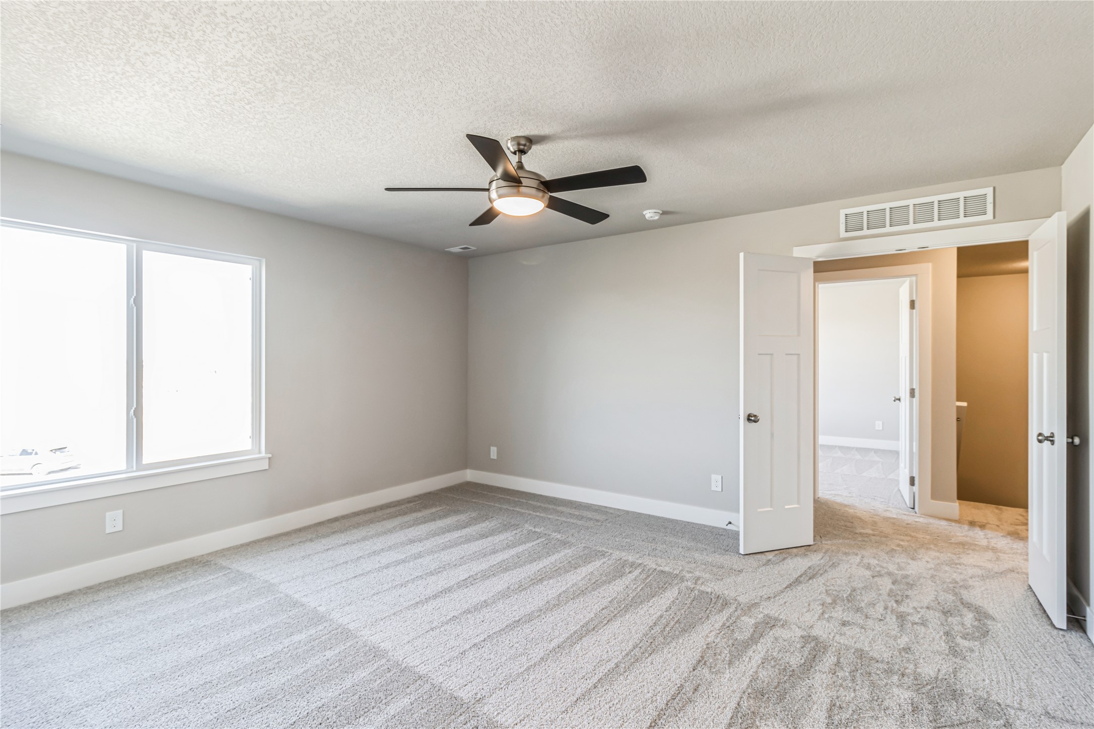 460 NW Independence Circle, Waukee, Iowa image 25