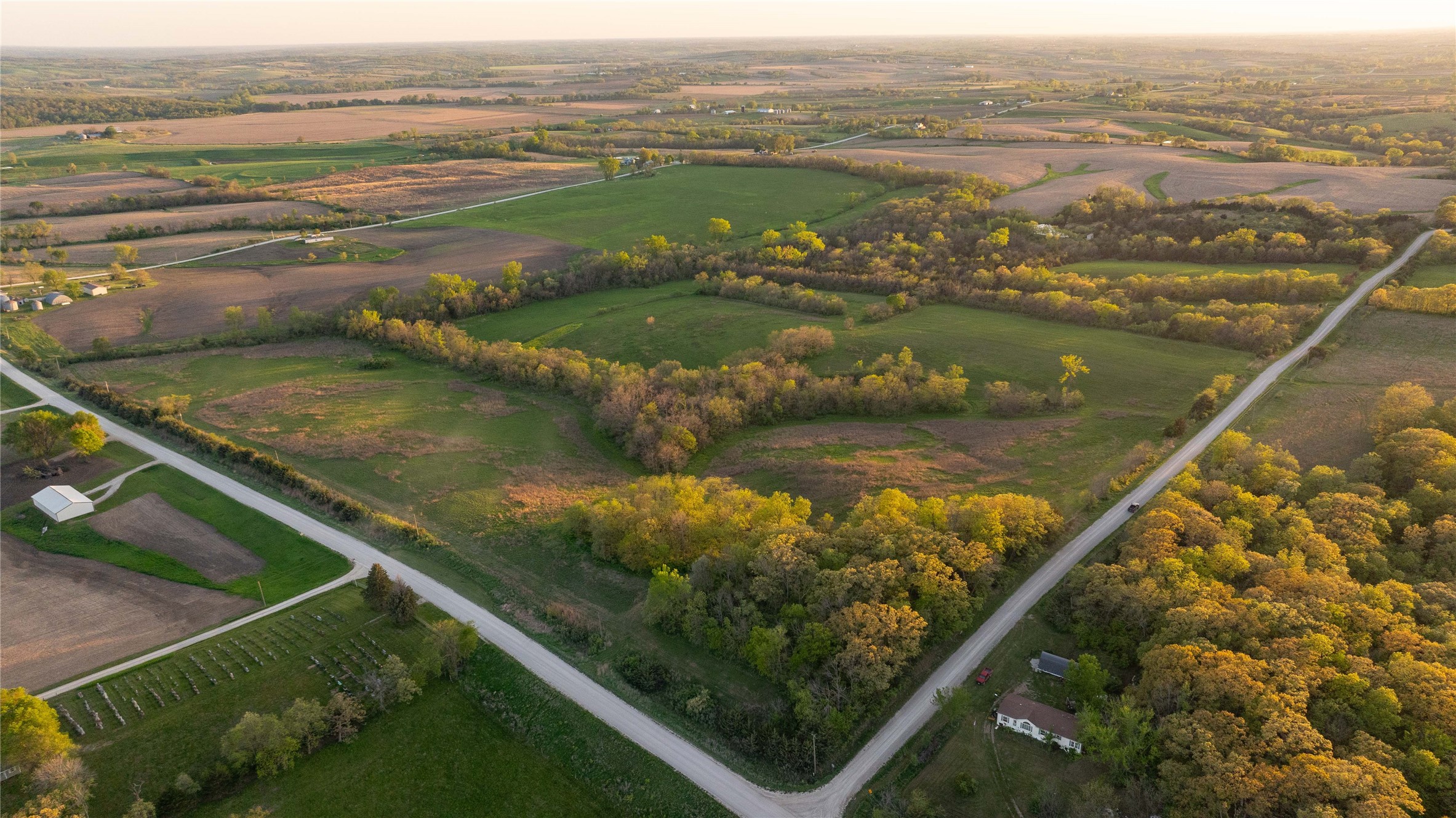 000 20th Road, Lacona, Iowa image 1