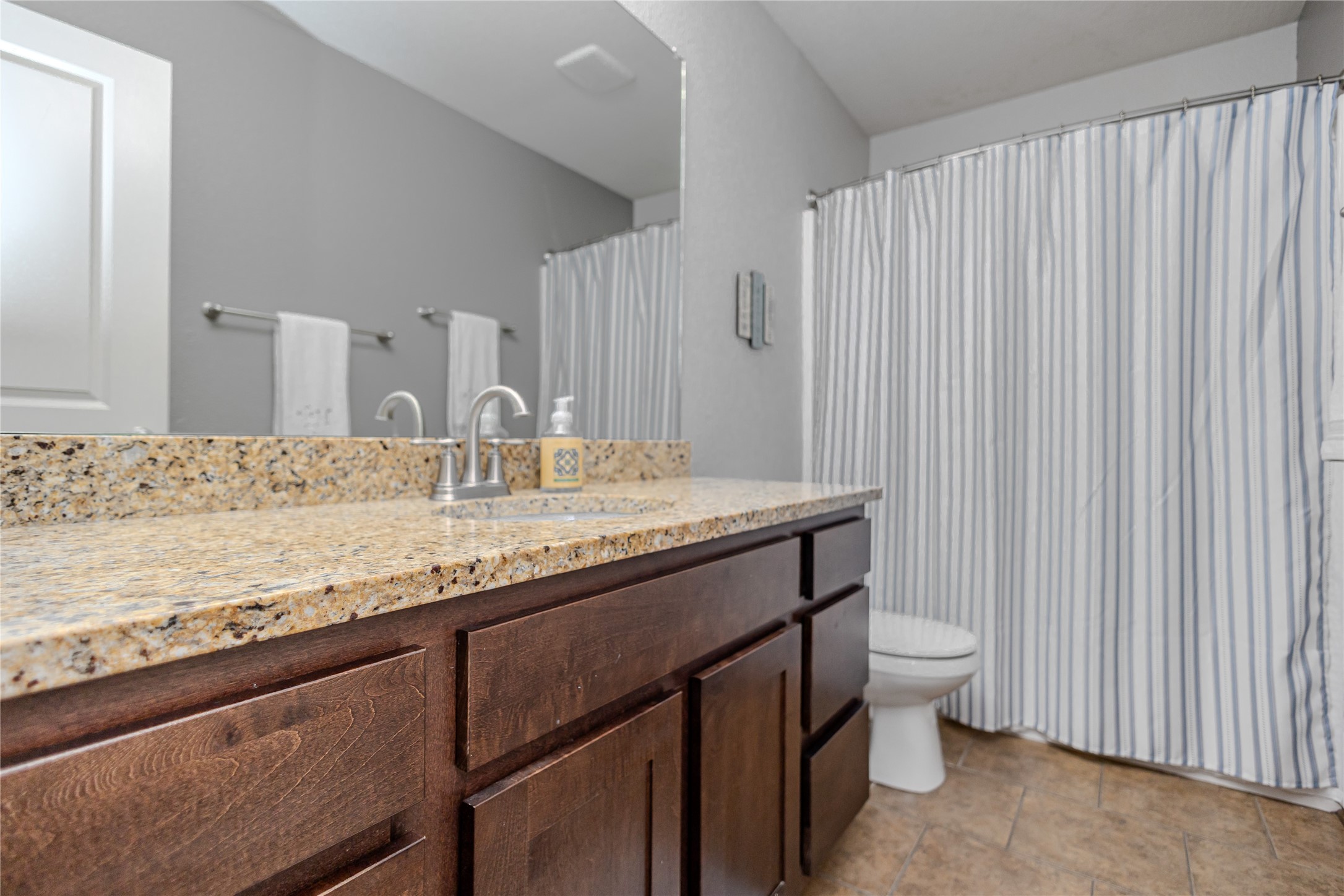 220 Balfour Drive, Norwalk, Iowa image 23