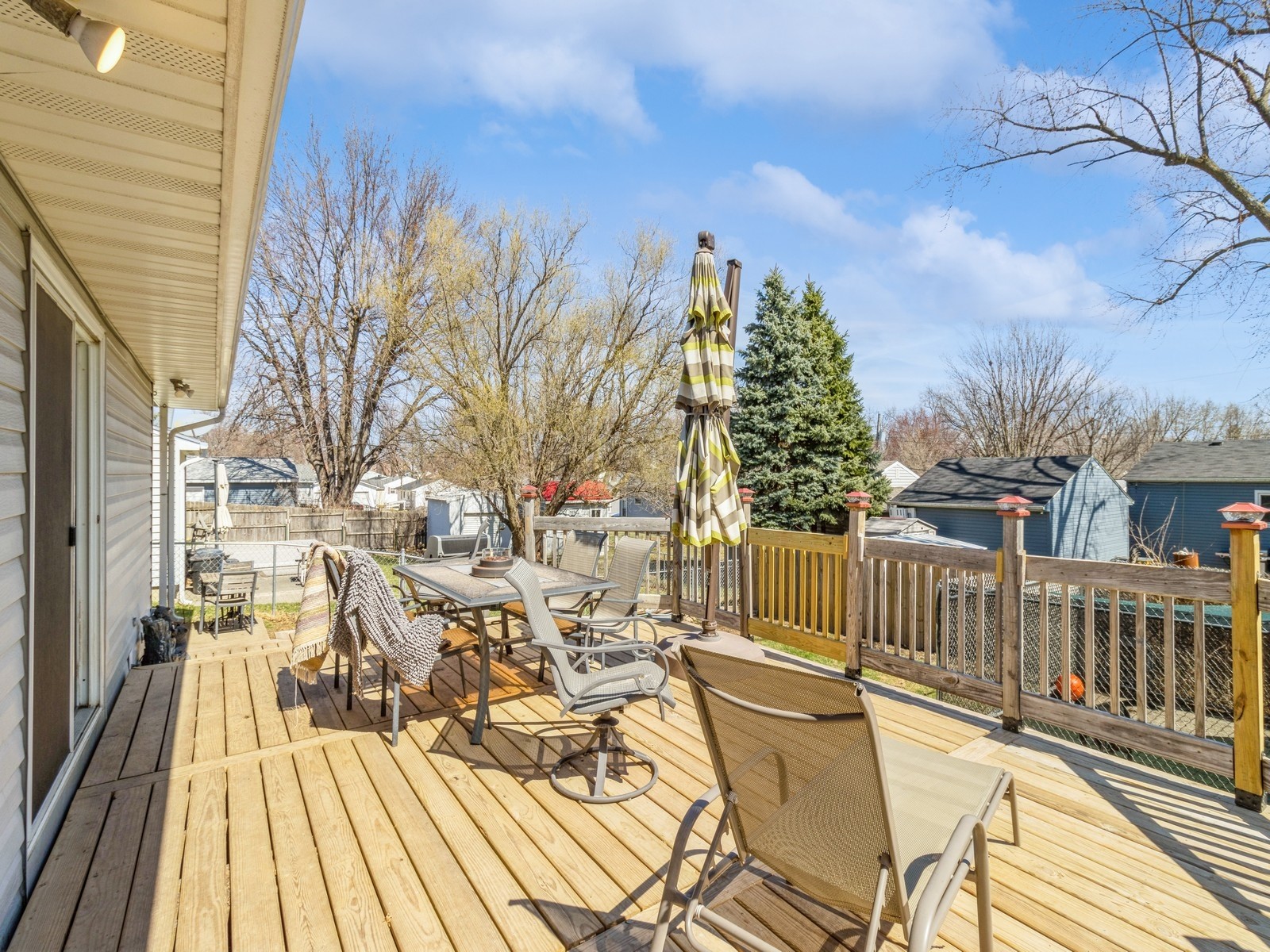 706 E 12th Street, Newton, Iowa image 8