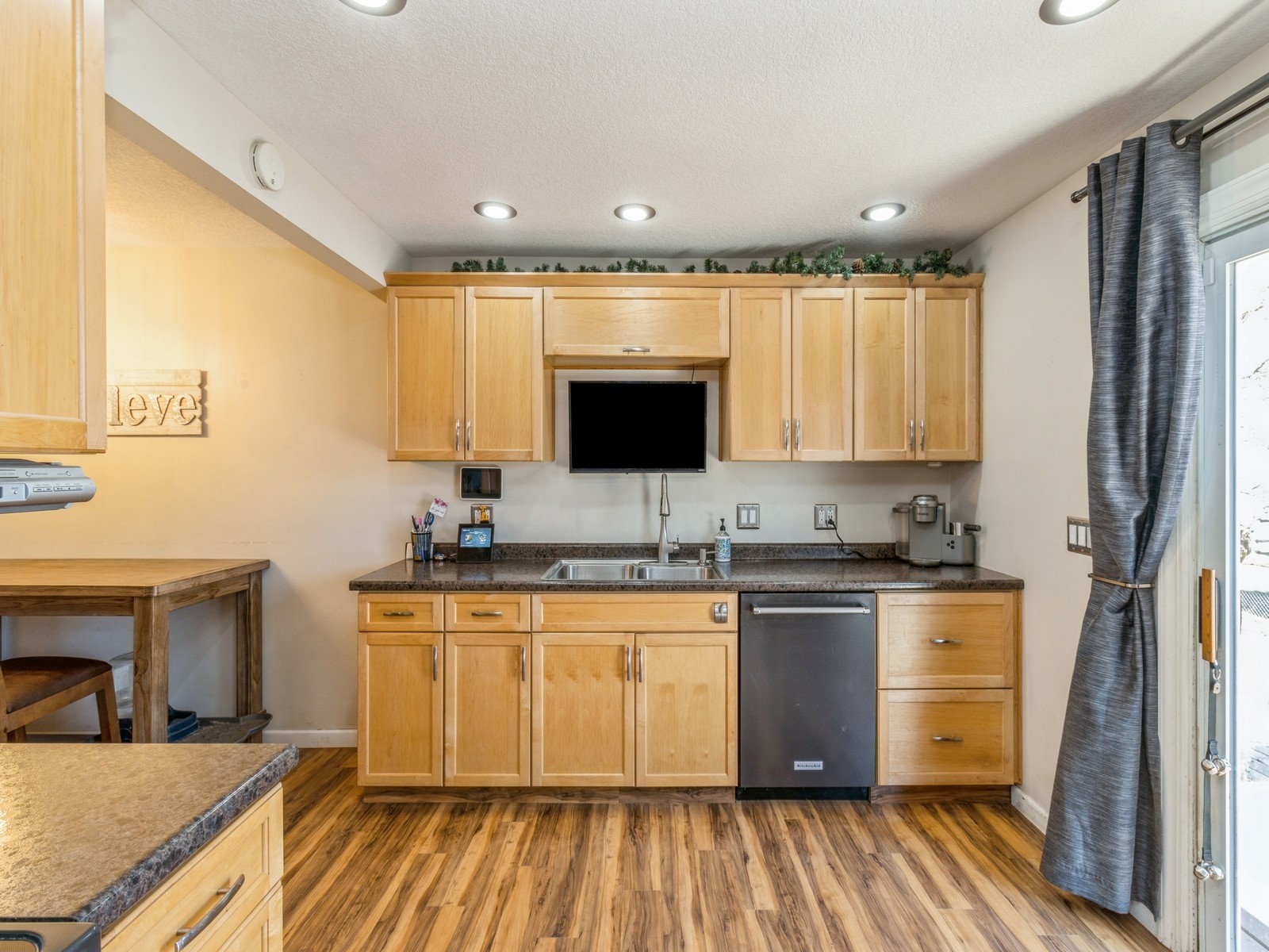 706 E 12th Street, Newton, Iowa image 12