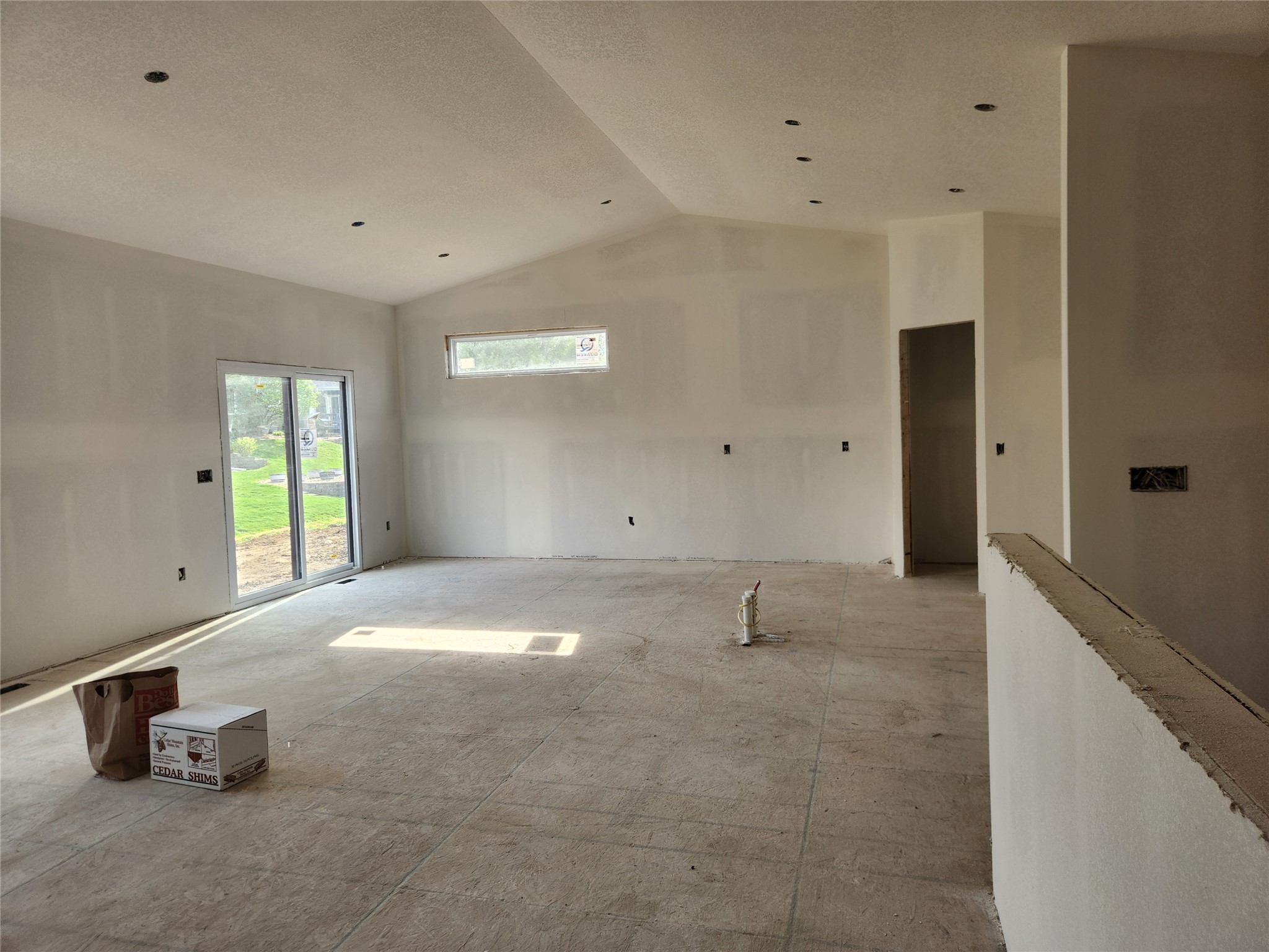 2323 N 8th Avenue, Newton, Iowa image 3