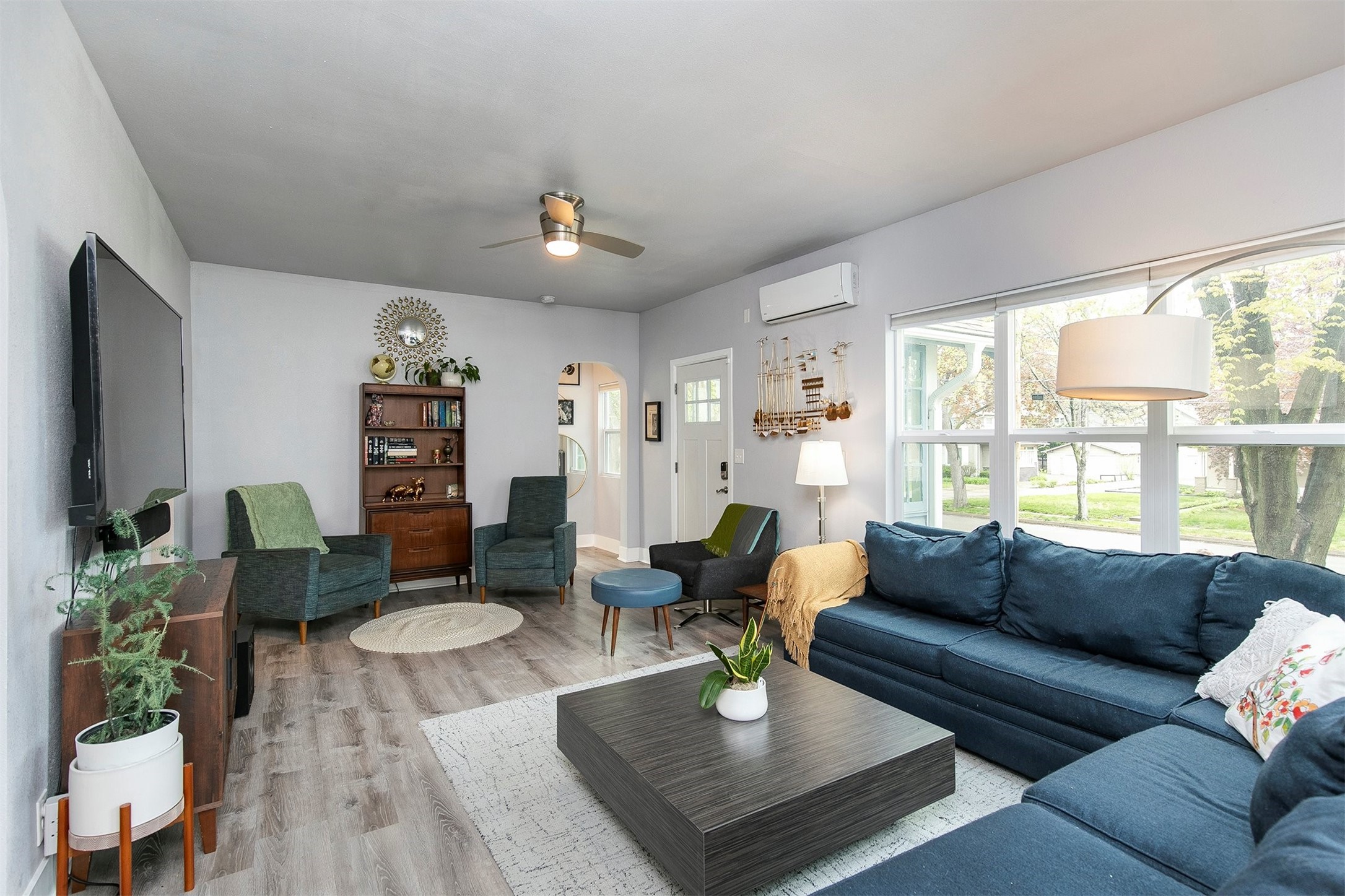 1126 36th Street, Des Moines, Iowa image 6