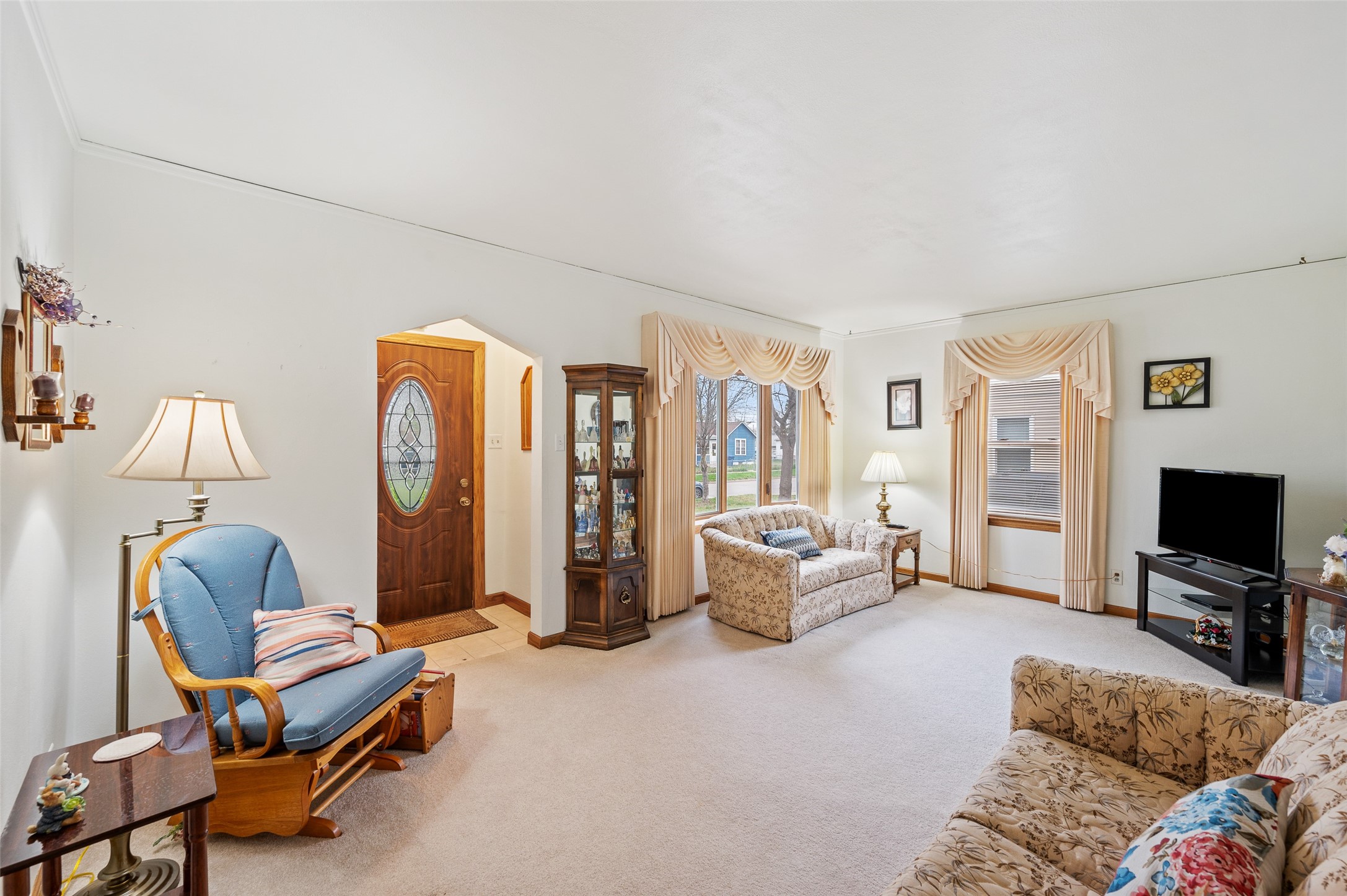 2409 Maple Street, Des Moines, Iowa image 8