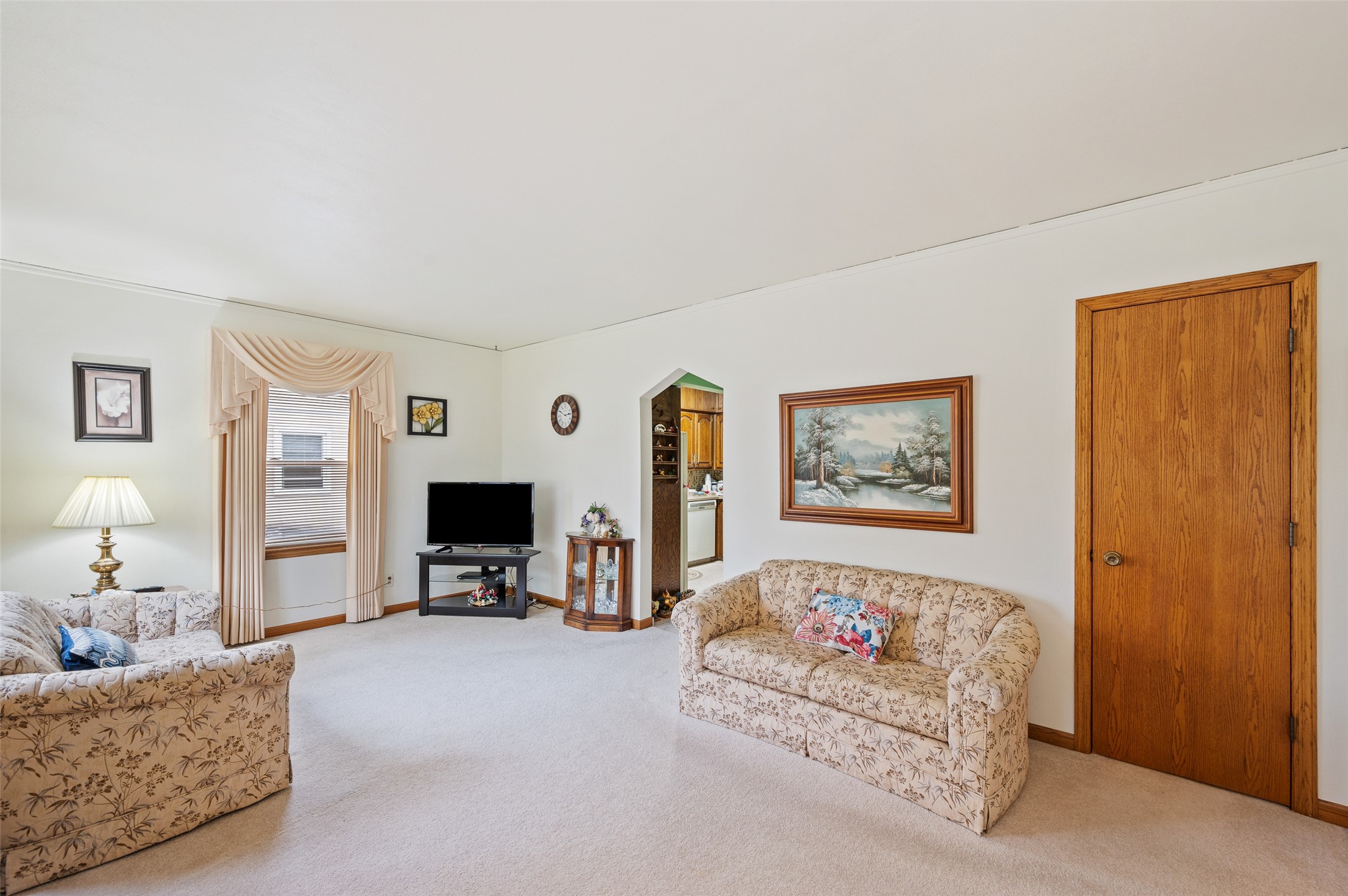 2409 Maple Street, Des Moines, Iowa image 9