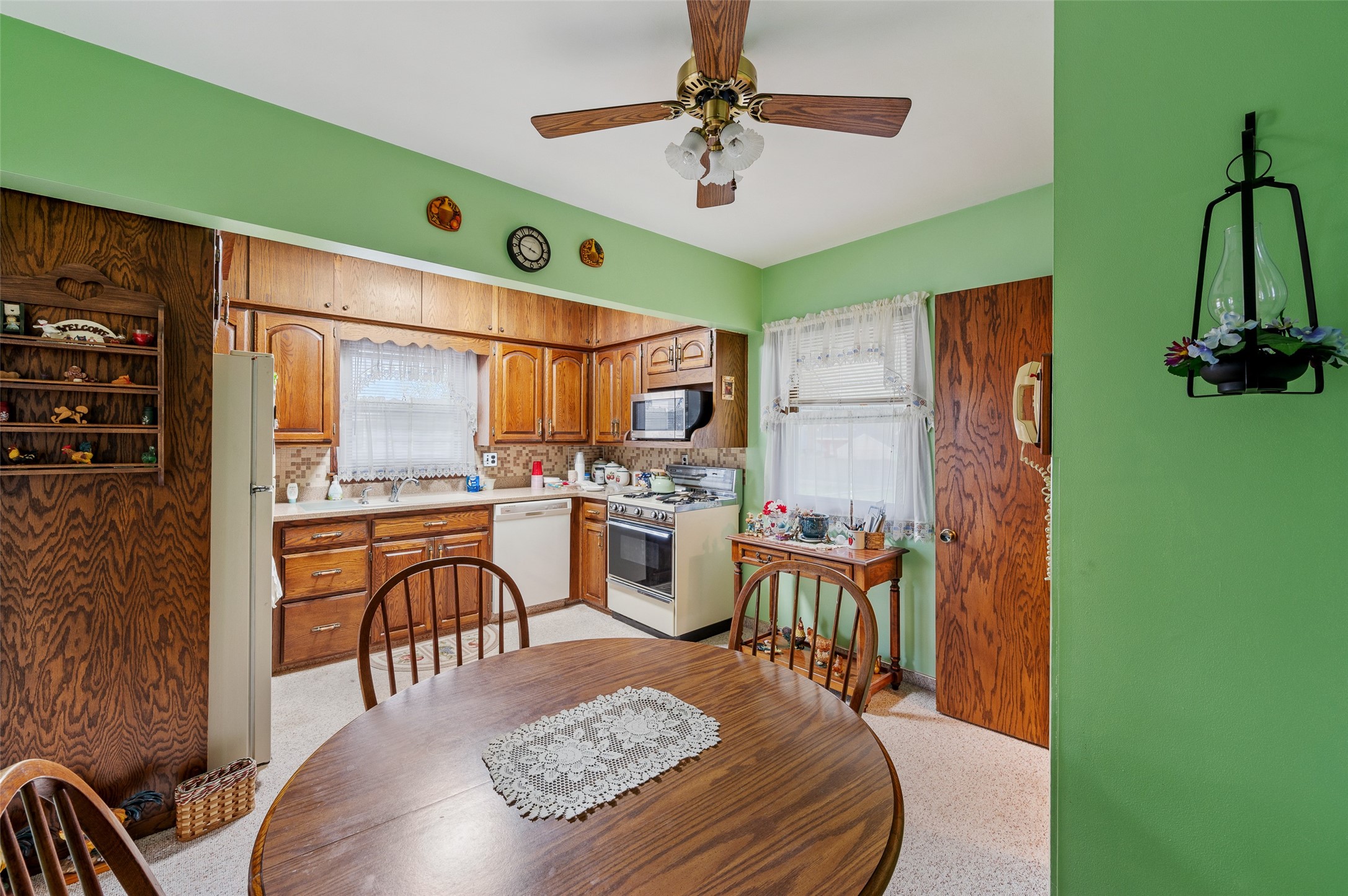 2409 Maple Street, Des Moines, Iowa image 10