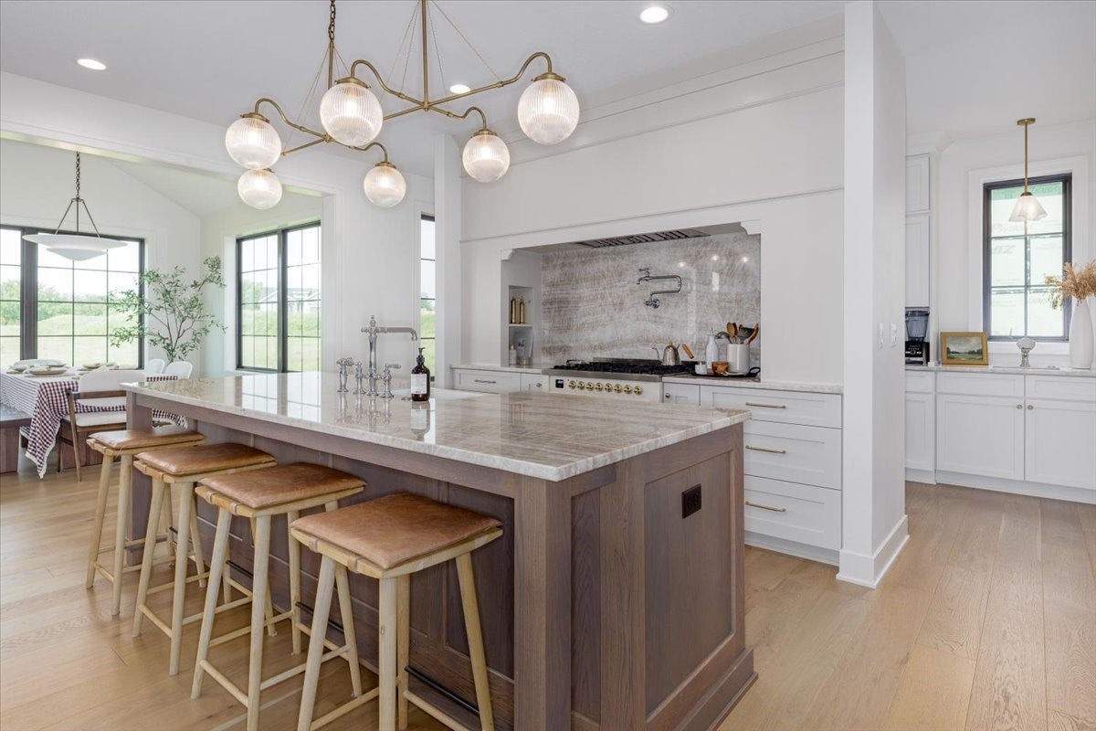 18238 Baxter Place