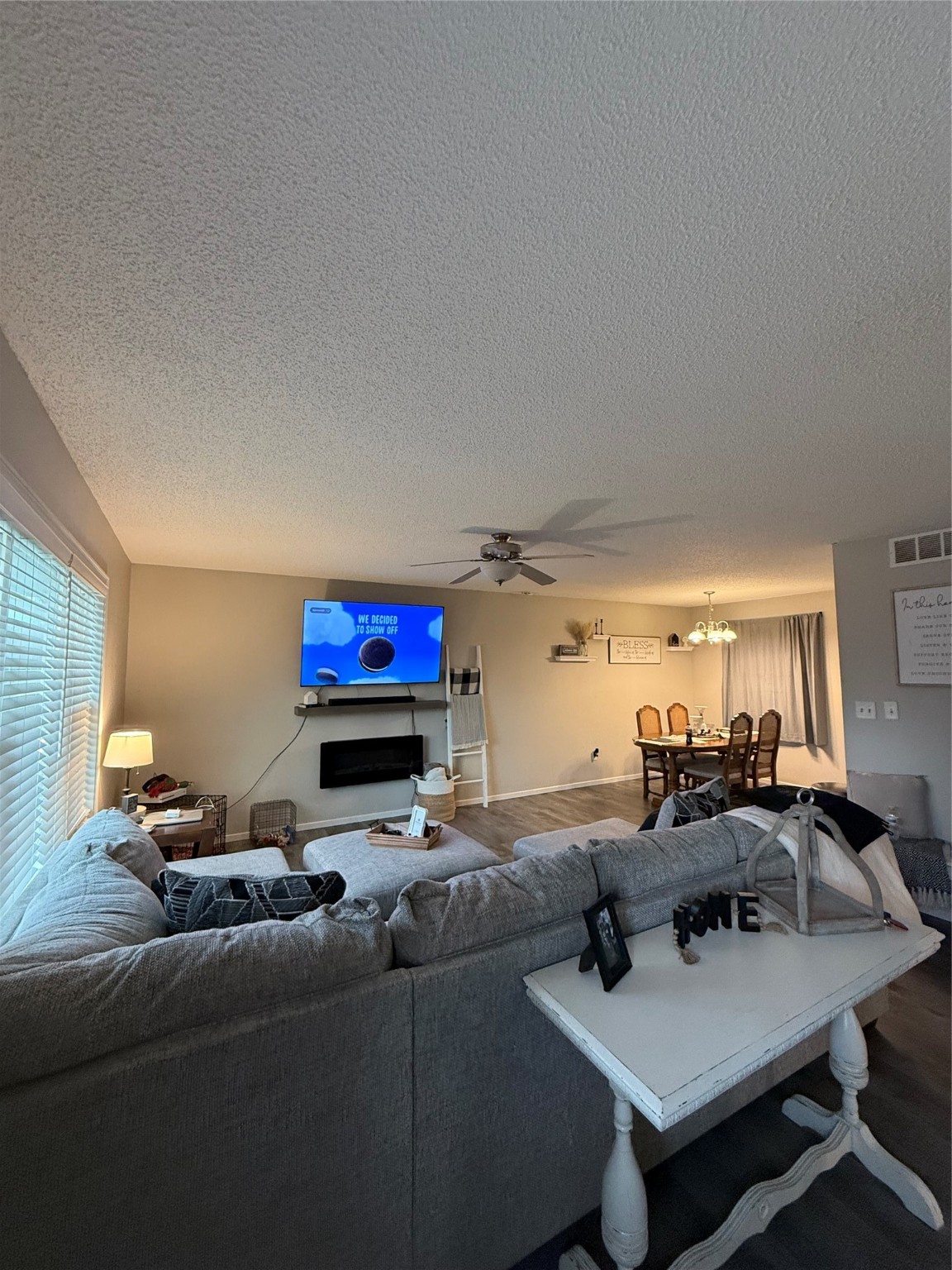 2020 Parkhill Drive, Norwalk, Iowa image 3