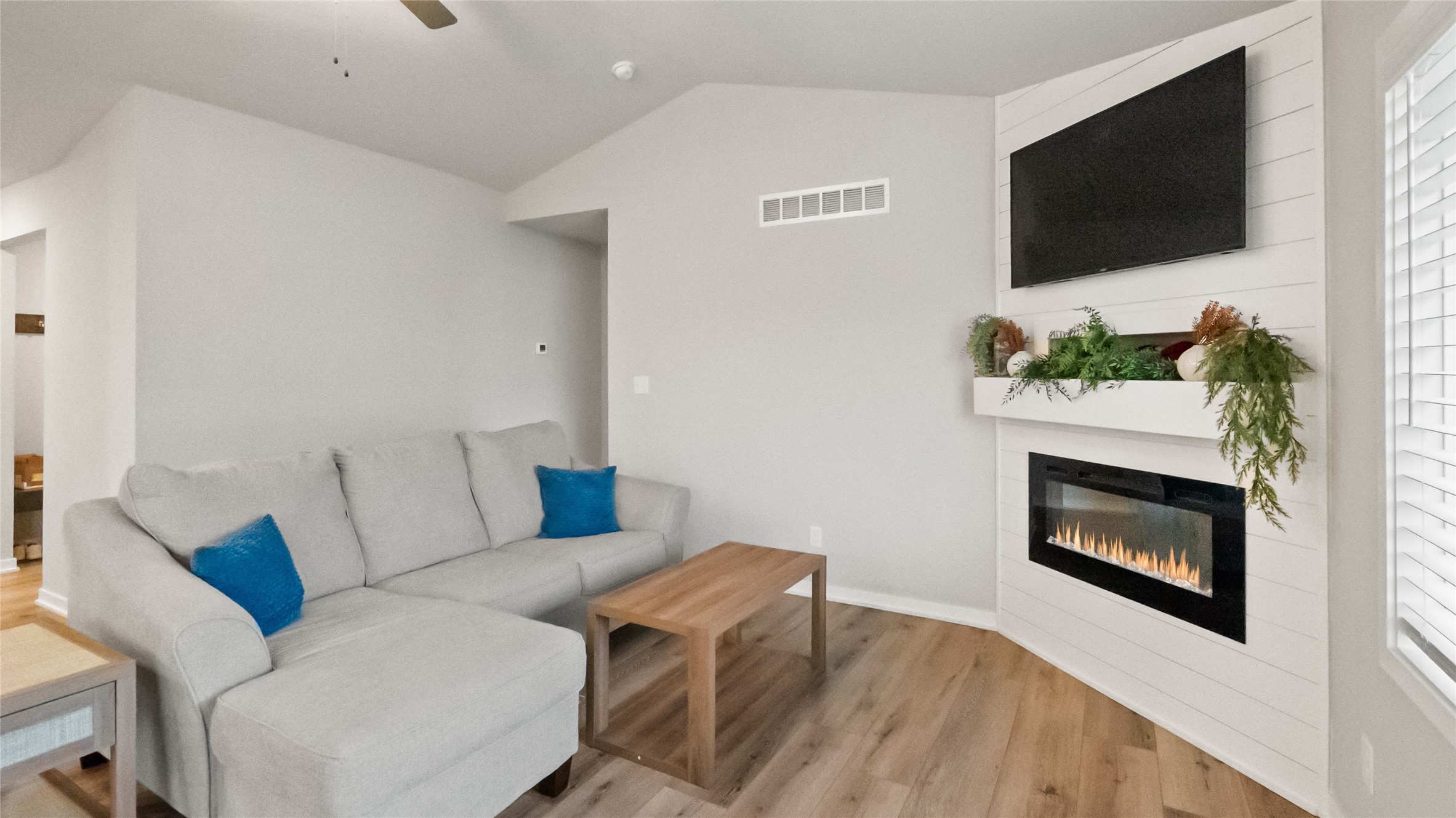 812 Juniper Street, Bondurant, Iowa image 3