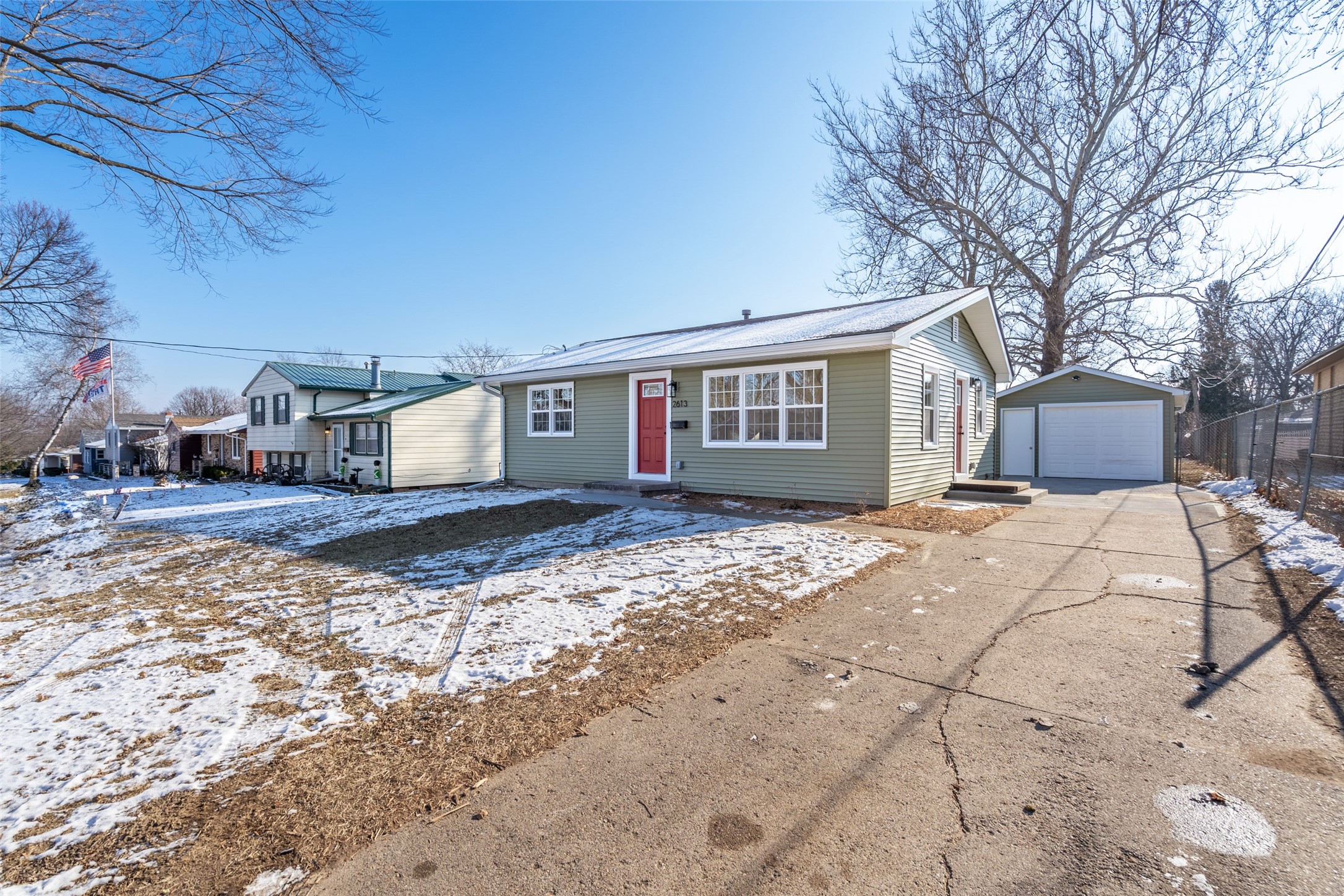 2613 Wedgewood Road, Des Moines, Iowa image 2