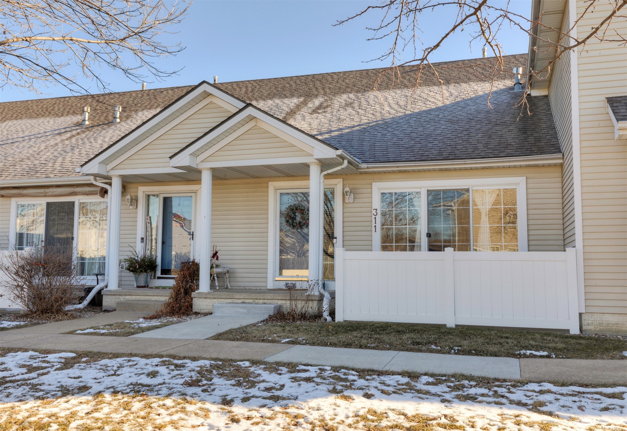 311 SE Woodbine Drive, Grimes, Iowa image 1