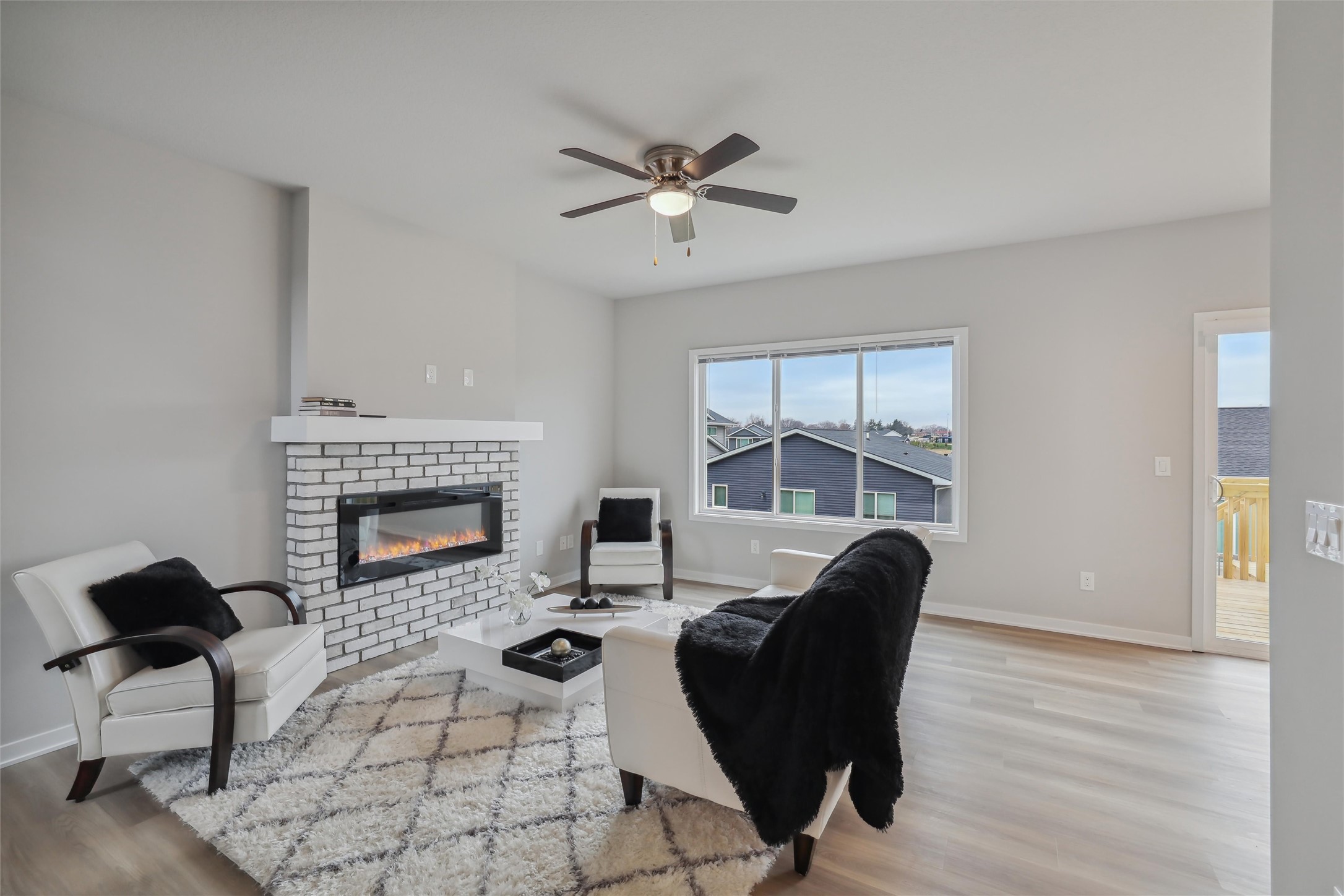 1801 Willow Court, Norwalk, Iowa image 3
