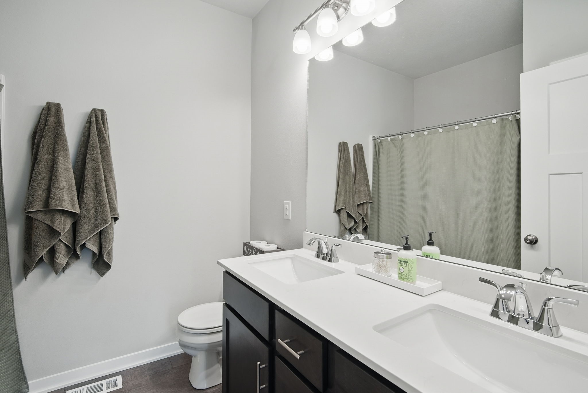 1716 Ashwood Avenue, Norwalk, Iowa image 17