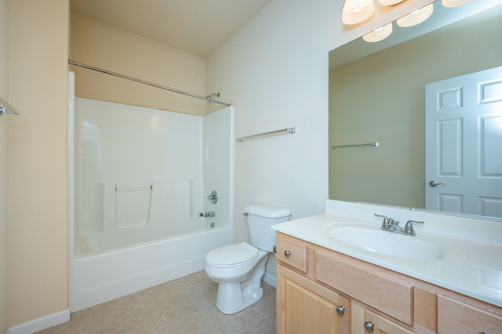 6255 Beechtree Drive #1308, West Des Moines, Iowa image 16