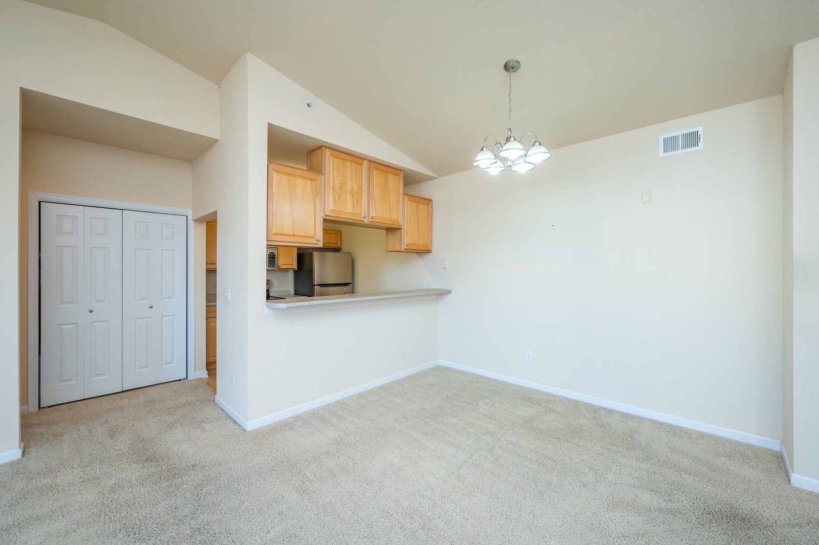 6255 Beechtree Drive #1308, West Des Moines, Iowa image 3