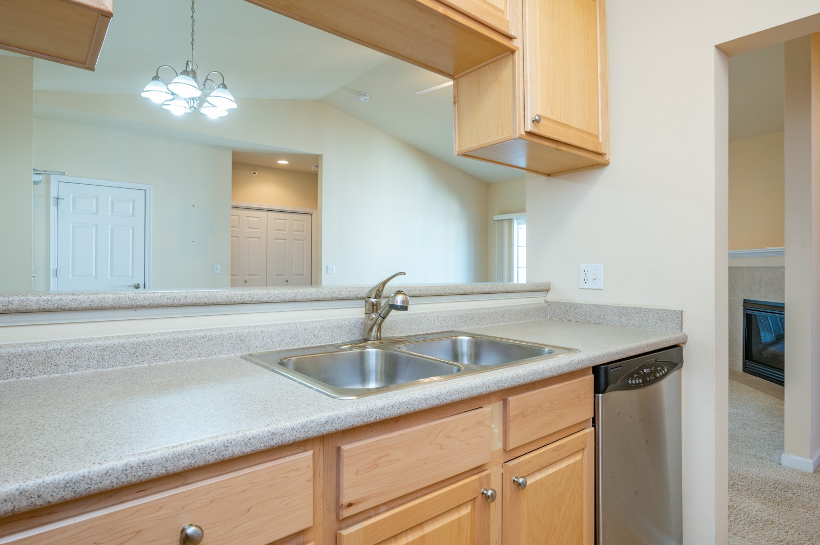 6255 Beechtree Drive #1308, West Des Moines, Iowa image 12