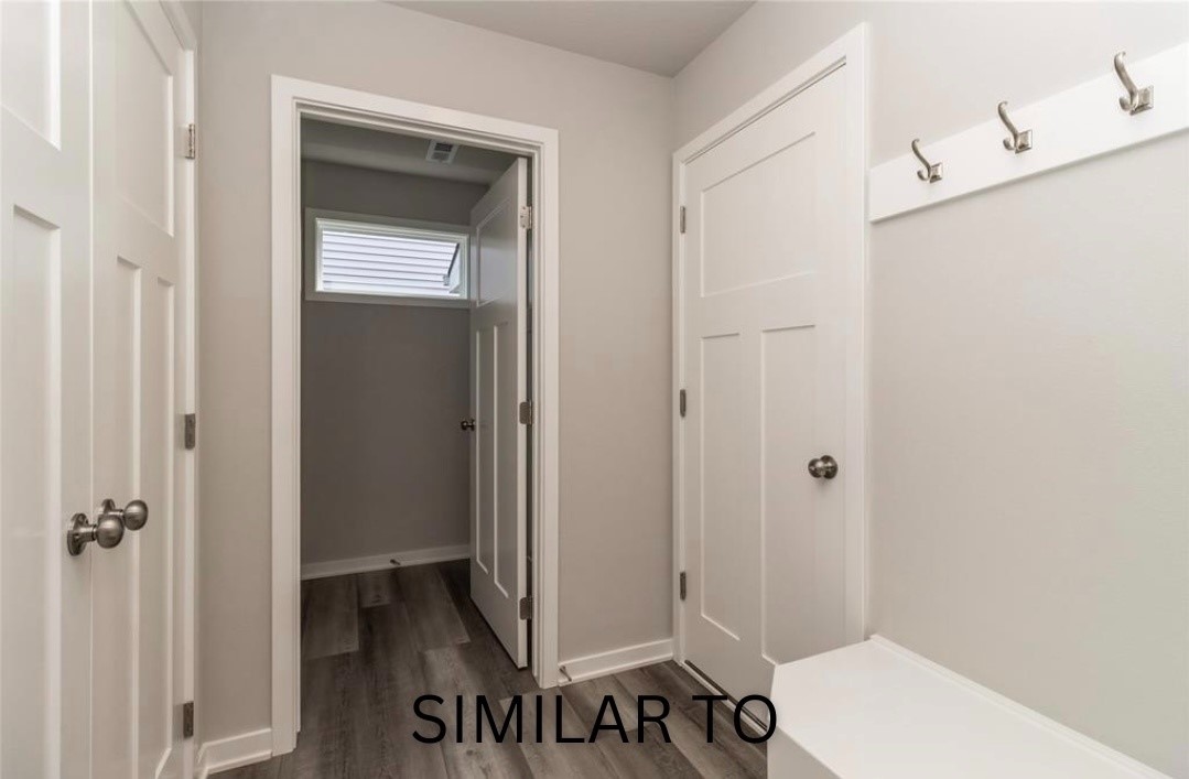 926 Willow Valley Drive, Norwalk, Iowa image 12