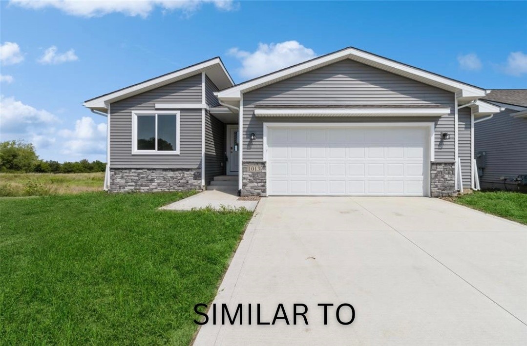 926 Willow Valley Drive, Norwalk, Iowa image 1