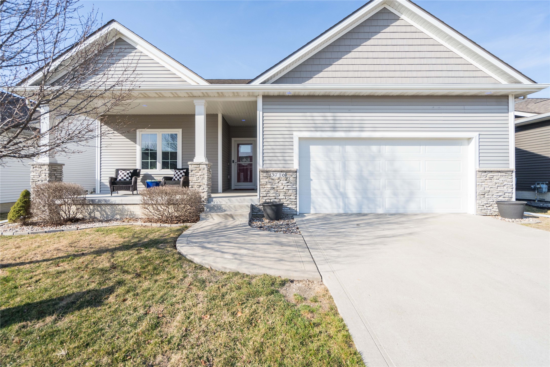 3716 SW Stonehaven Lane, Ankeny, Iowa image 1