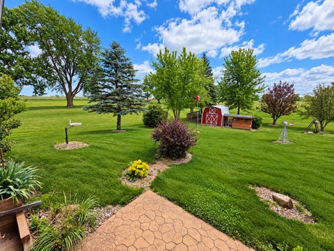 Homes For Sale - 21450 490th Street<br/> Chariton, IA 50049