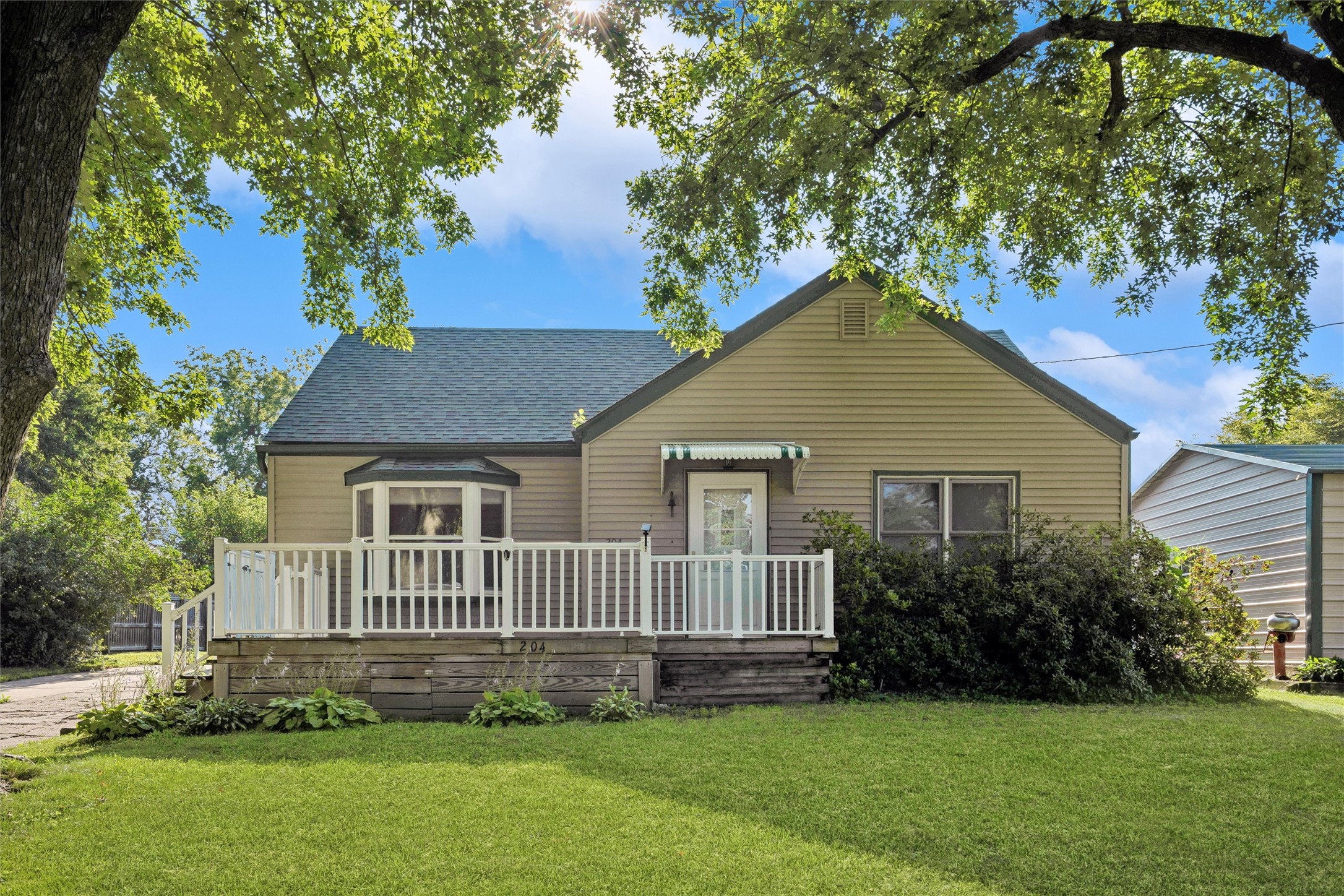 Photo 1 of 25 — 204 N 12th Street, Guthrie Center, IA 50115