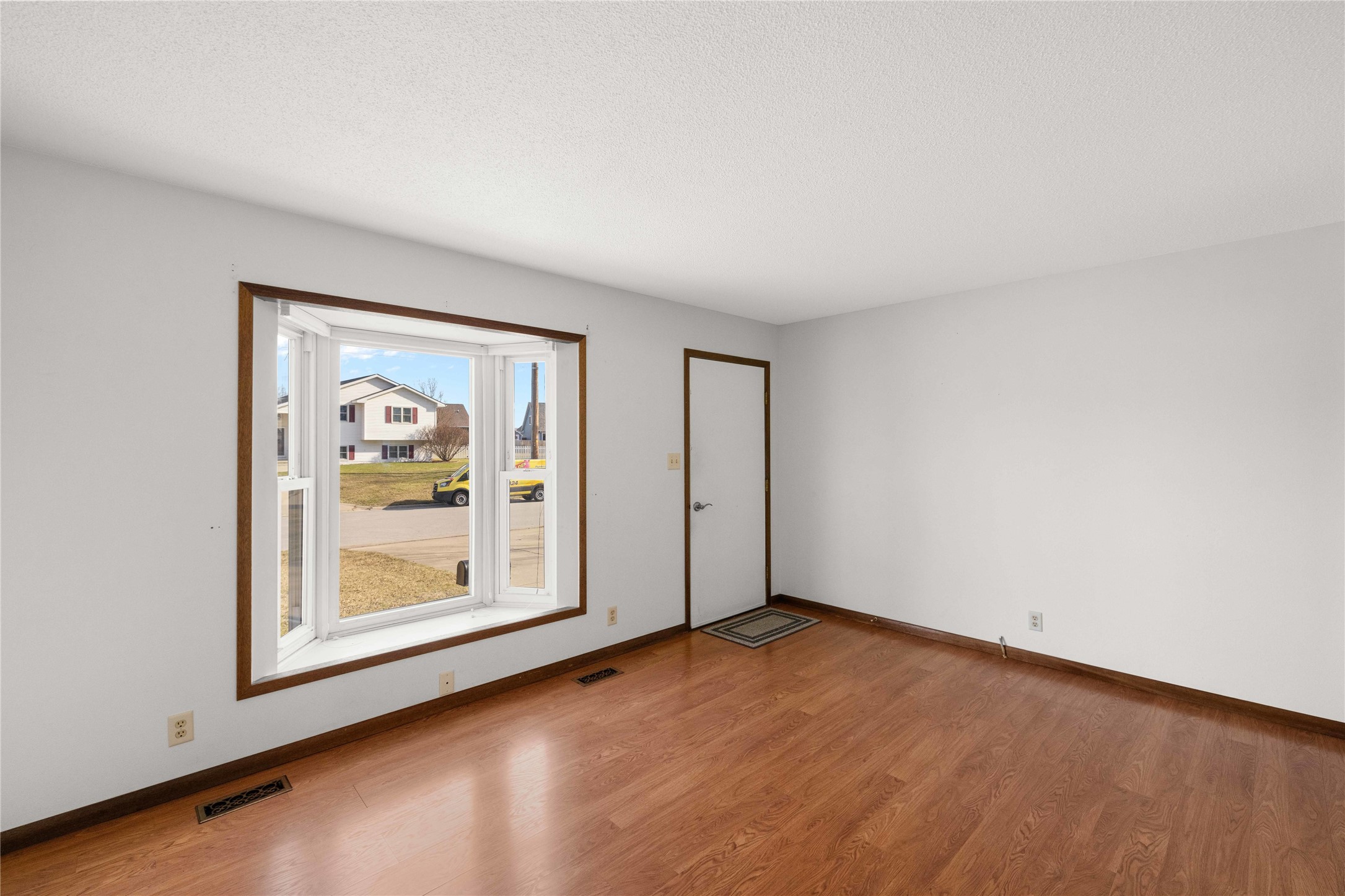 465 Fairview Drive, Madrid, Iowa image 5