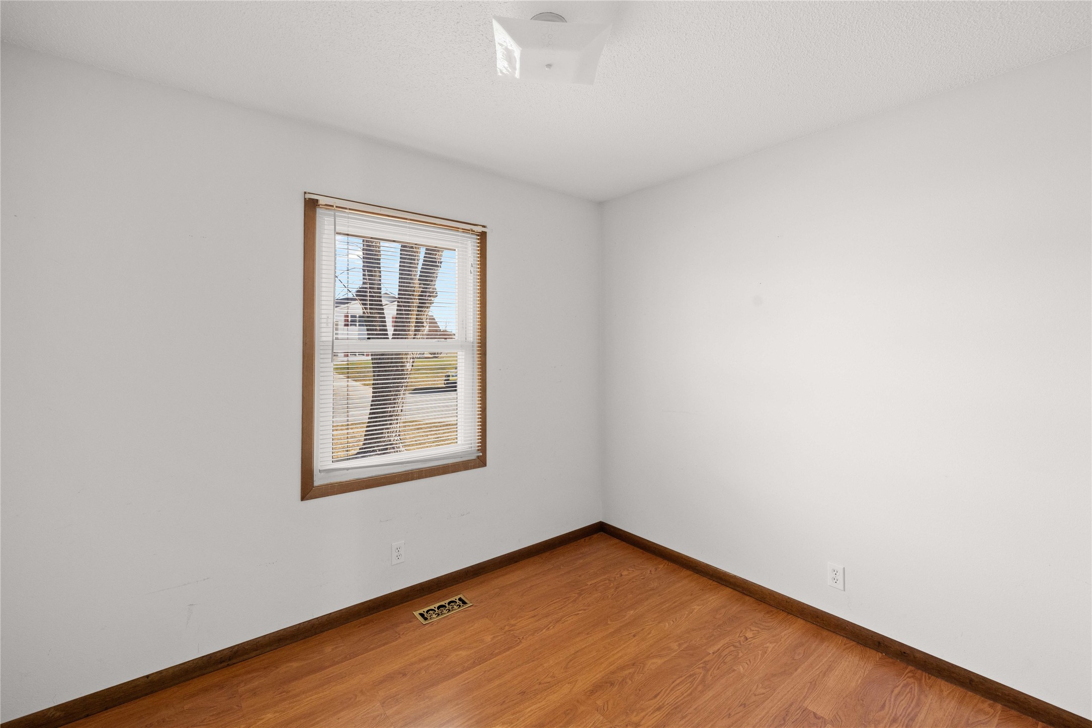 465 Fairview Drive, Madrid, Iowa image 14