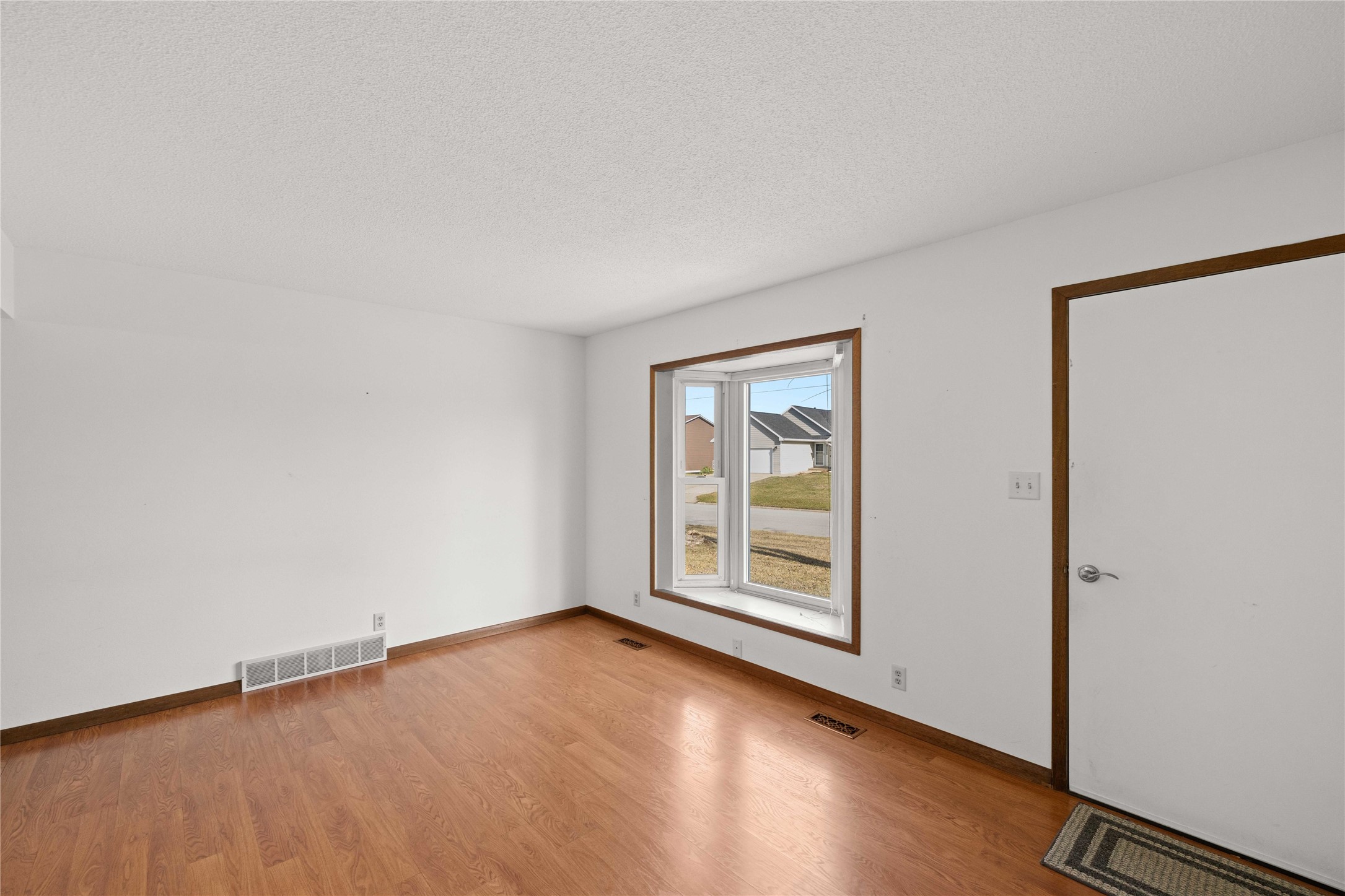 465 Fairview Drive, Madrid, Iowa image 4