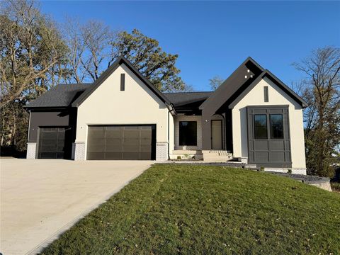 10321 Thorne Drive West Des Moines IA 50266