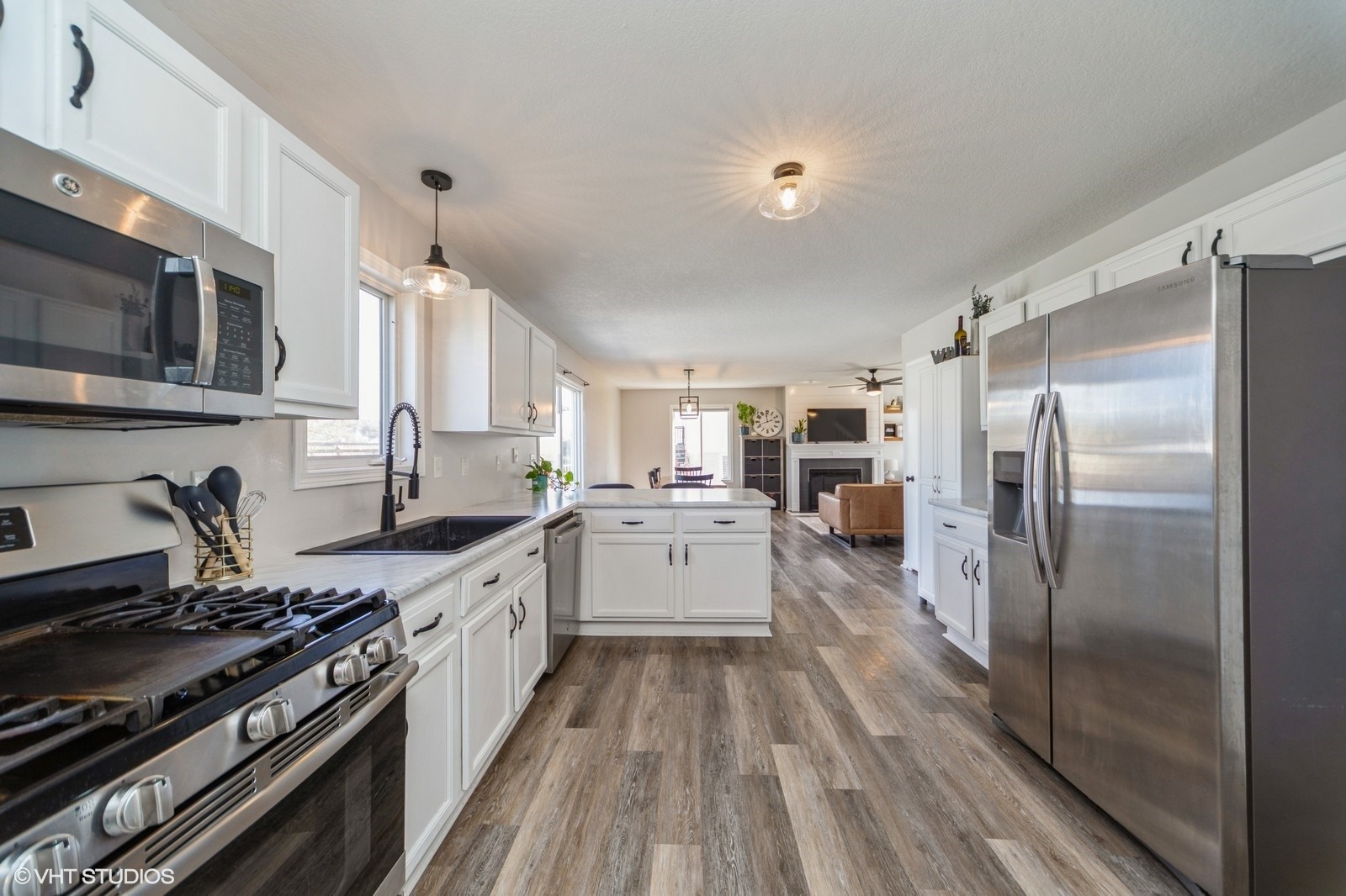 2014 Oak Street, Granger, Iowa image 9