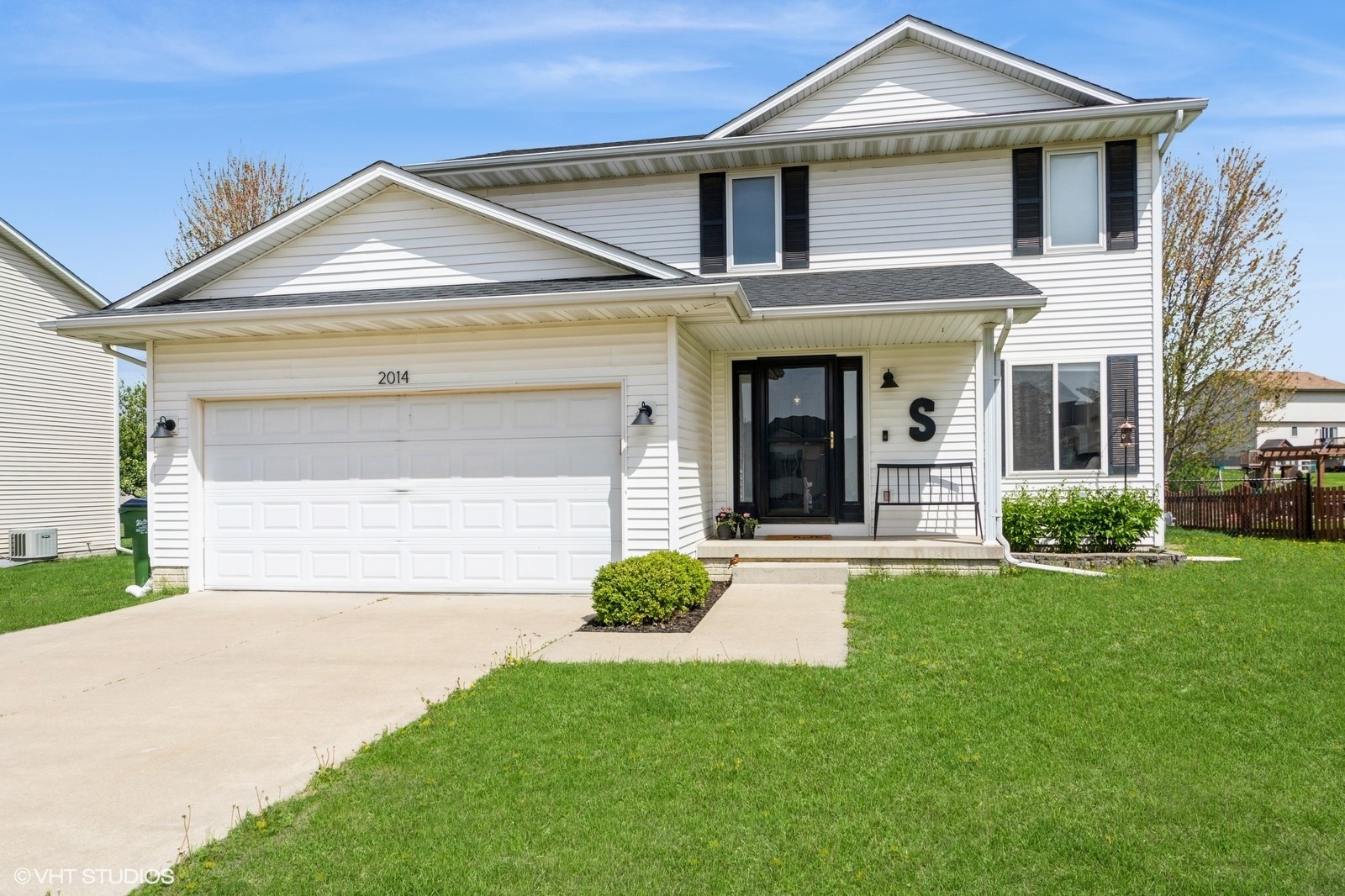 2014 Oak Street, Granger, Iowa image 1