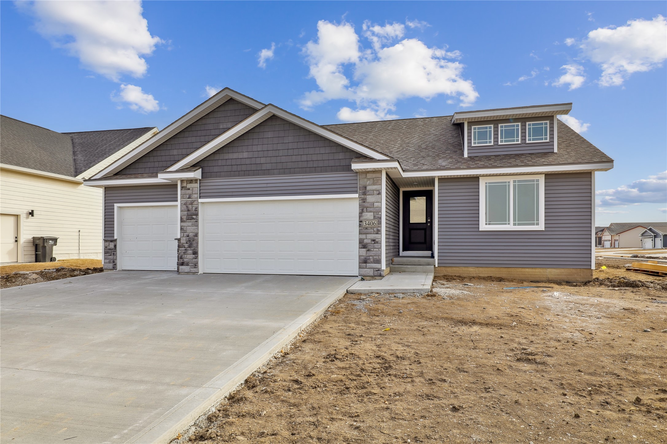 1418 Sky View Boulevard, Huxley, Iowa image 1