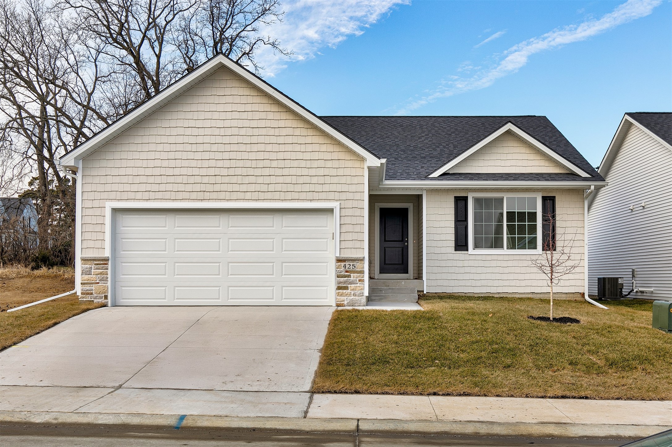 425 Commons Drive, Carlisle, Iowa image 1