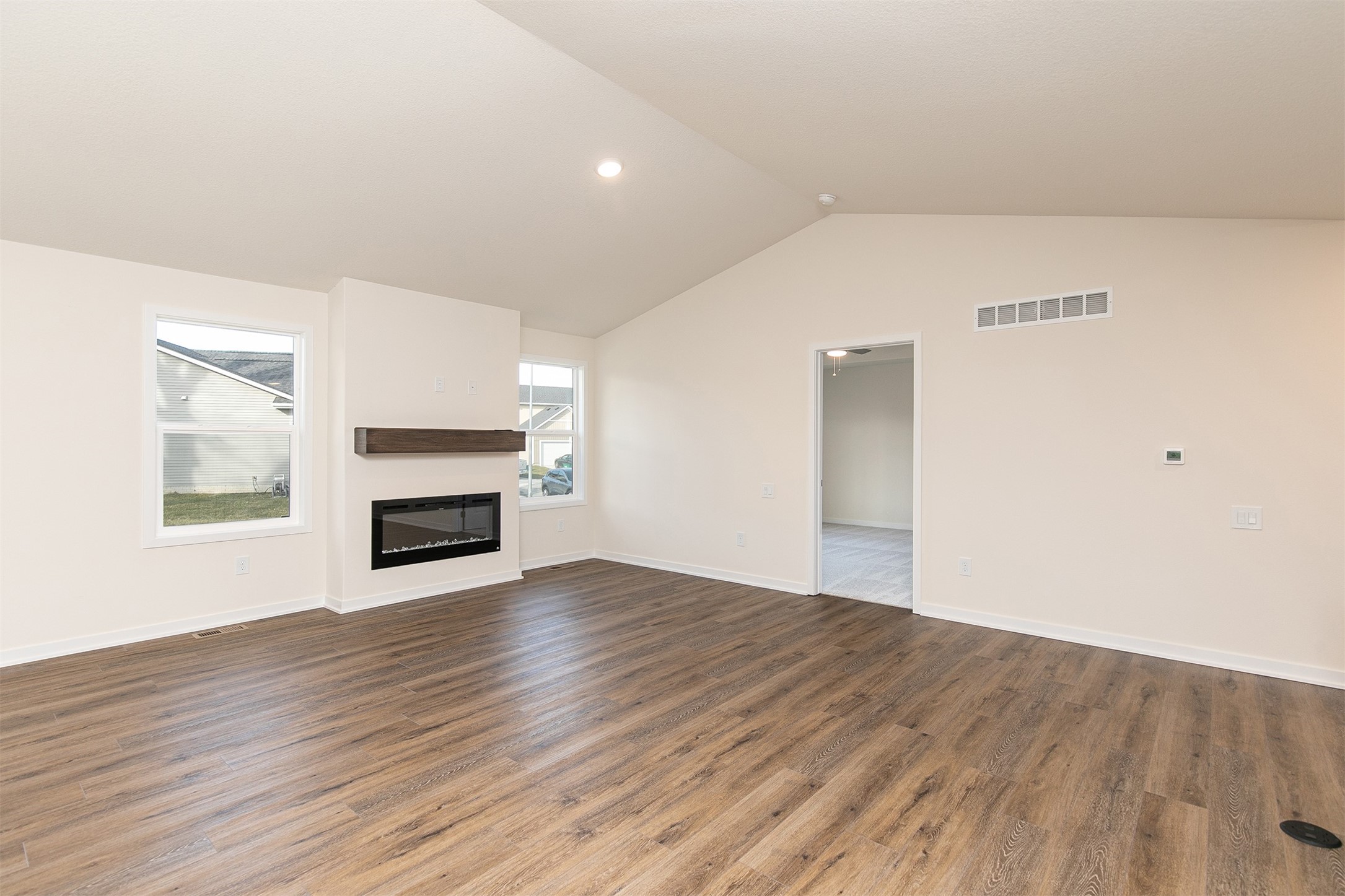 425 Commons Drive, Carlisle, Iowa image 4