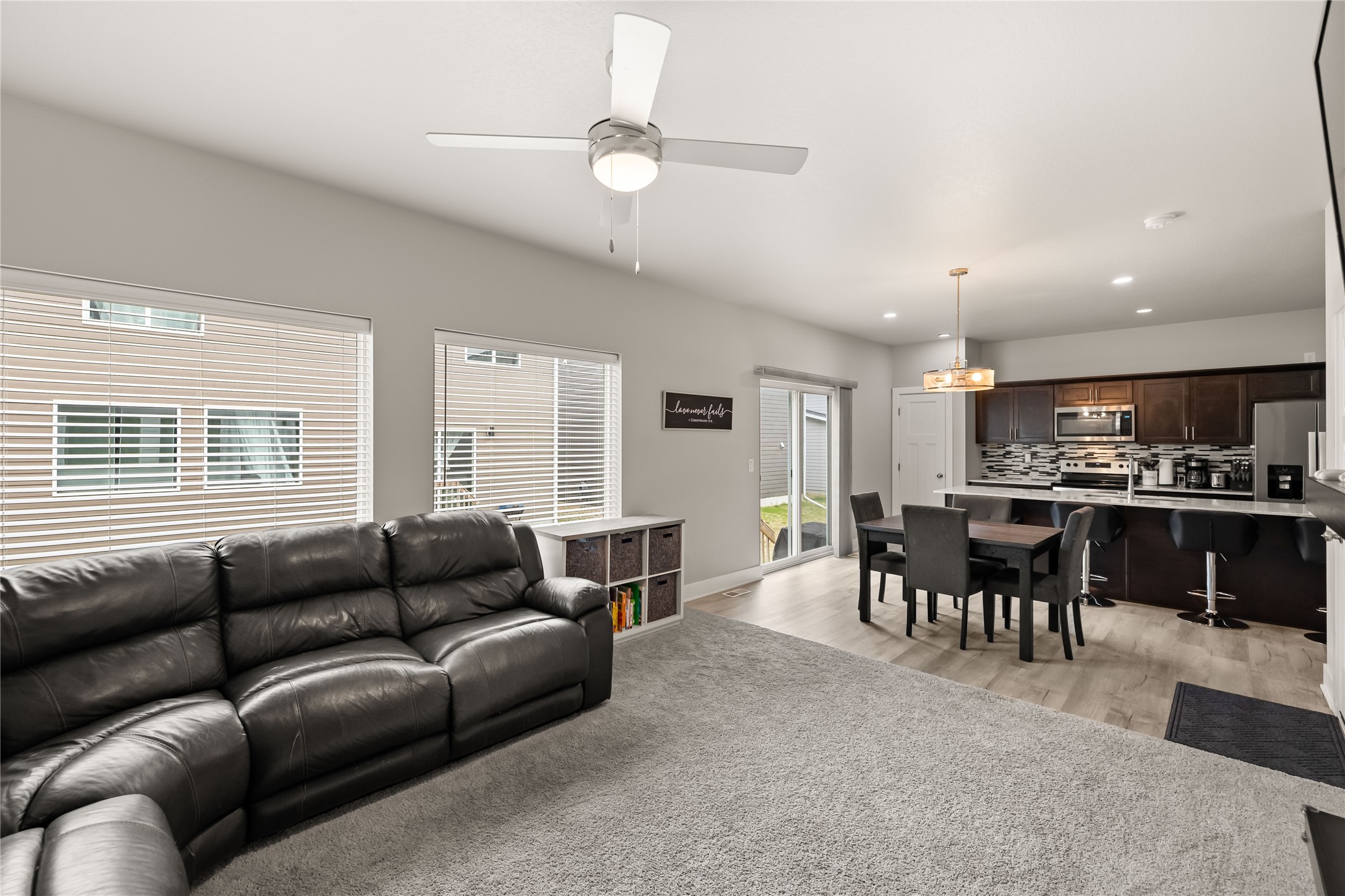 17127 Blue Sage Lane, Urbandale, Iowa image 13