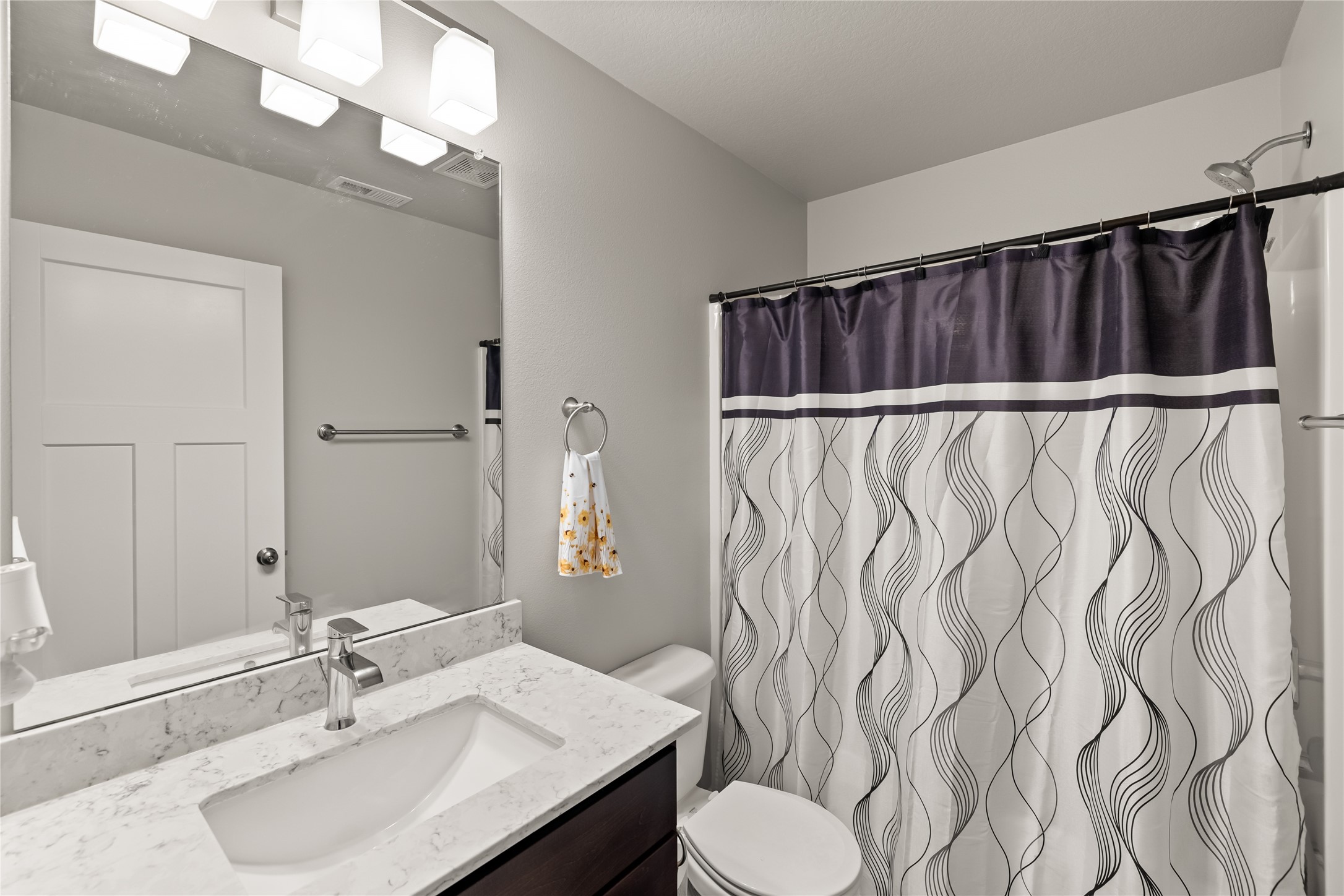 17127 Blue Sage Lane, Urbandale, Iowa image 14