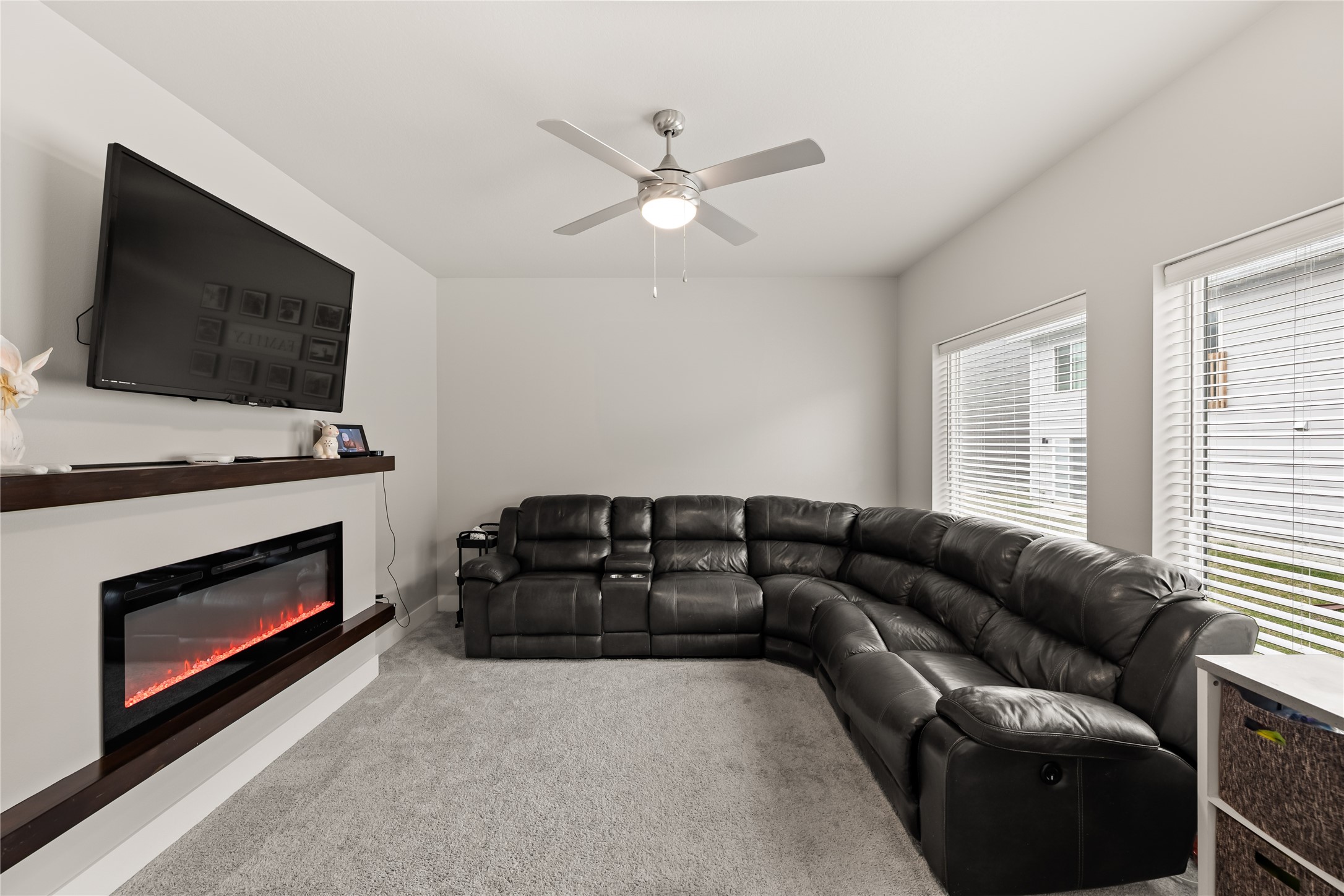 17127 Blue Sage Lane, Urbandale, Iowa image 11