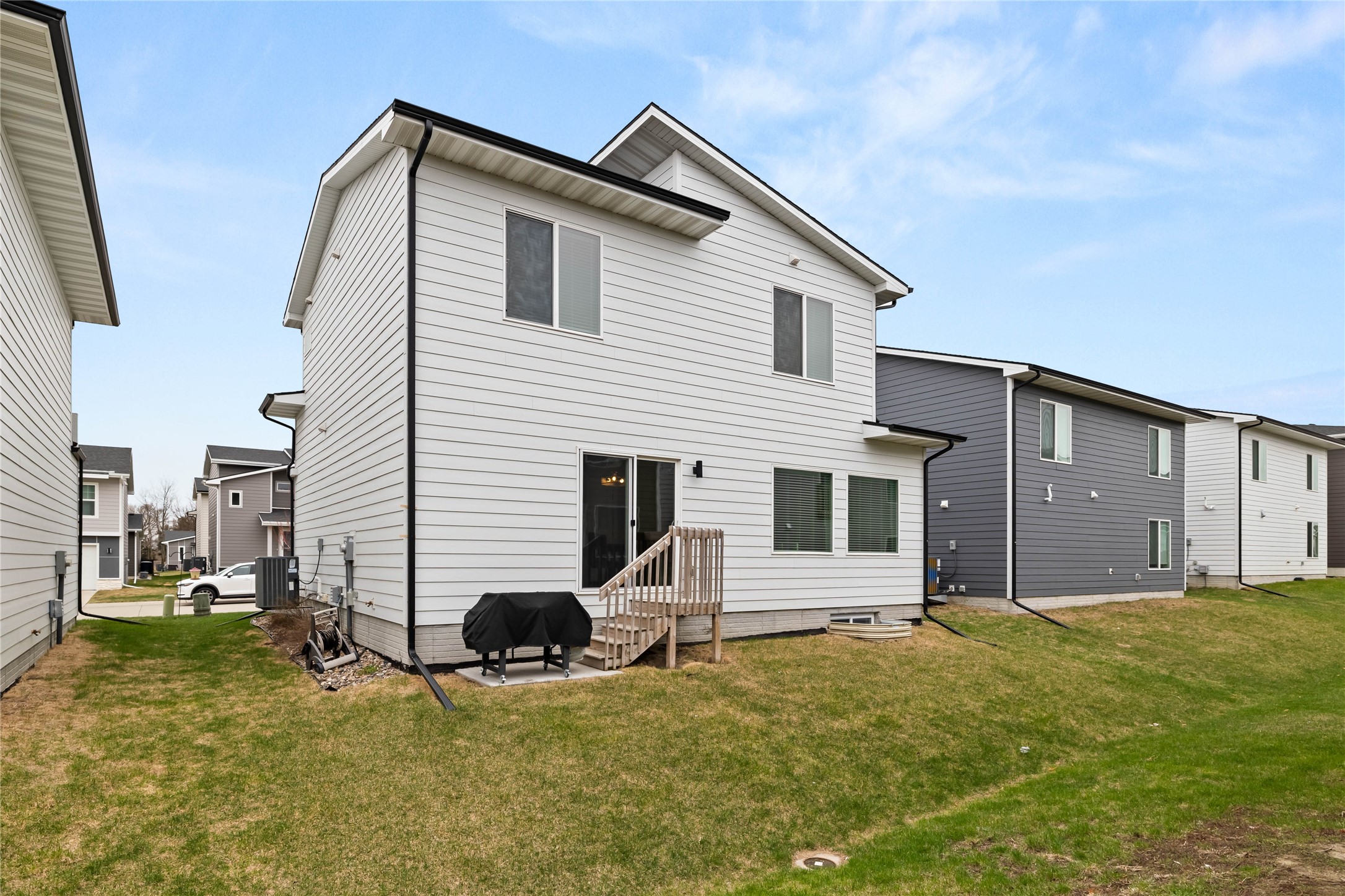 17127 Blue Sage Lane, Urbandale, Iowa image 25
